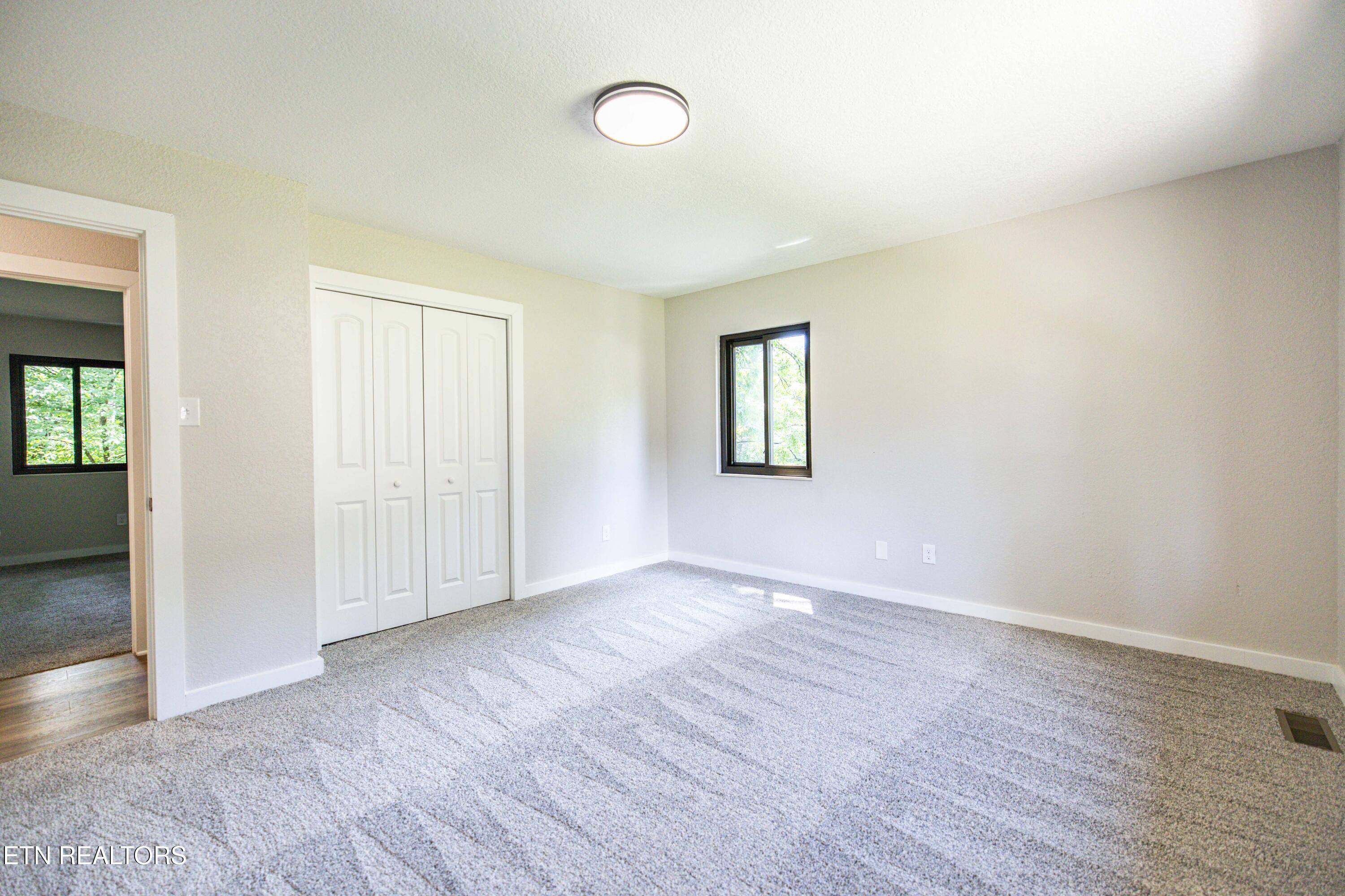 107 Garnet Lane Oak Ridge TN 37830