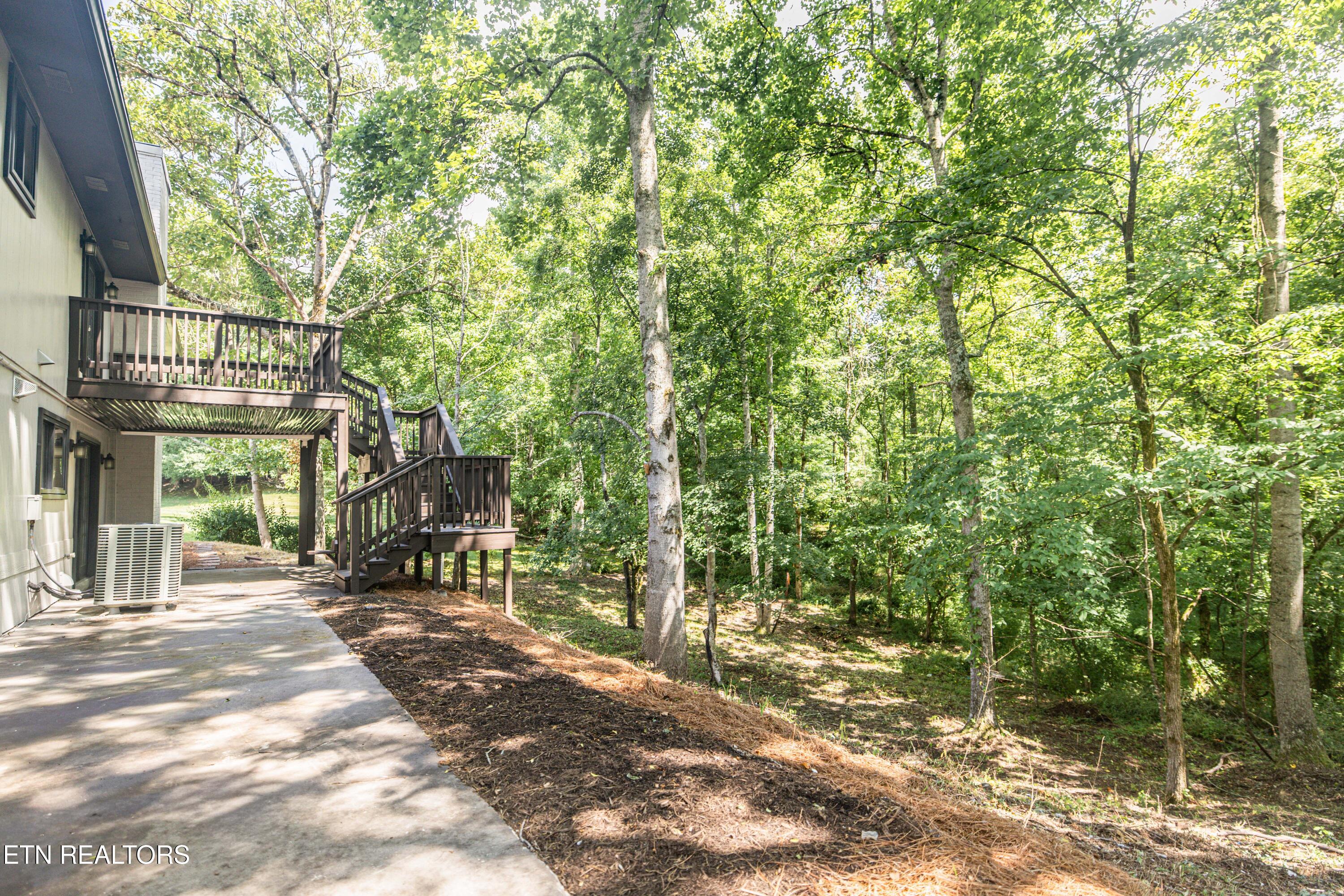 107 Garnet Lane Oak Ridge TN 37830