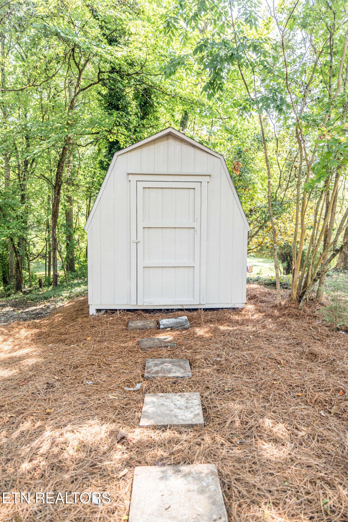 107 Garnet Lane Oak Ridge TN 37830
