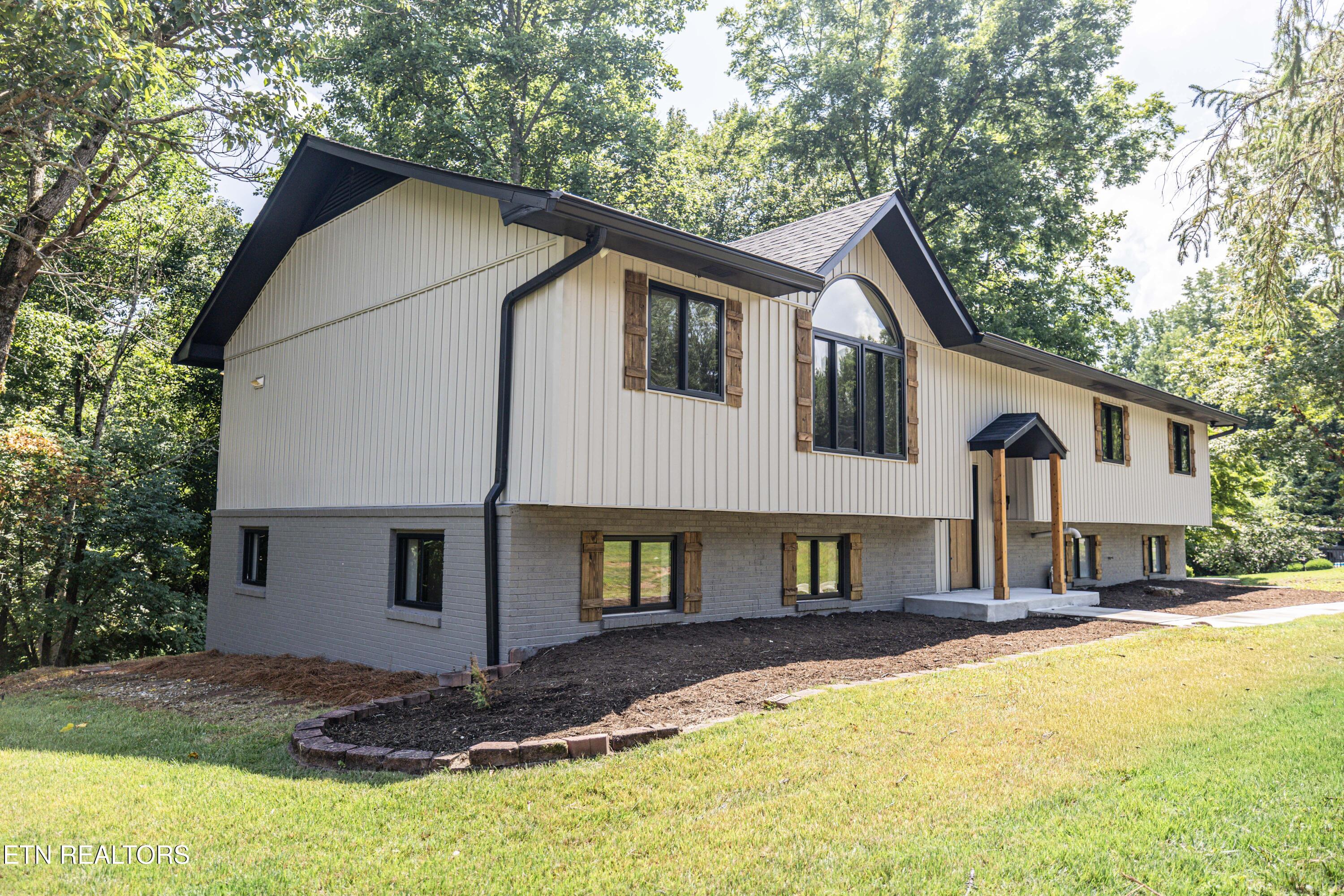 107 Garnet Lane Oak Ridge TN 37830