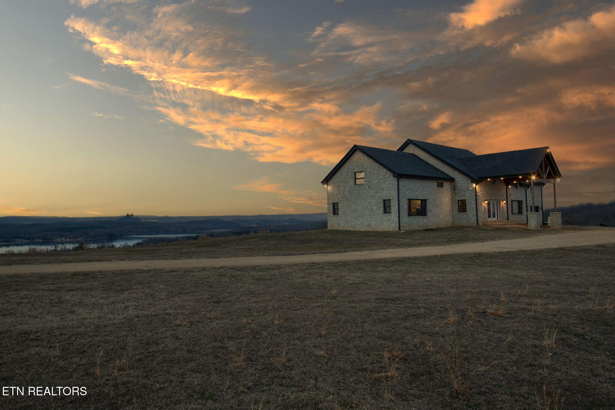 150 Grigsby Hollow Road Kingston TN 37763
