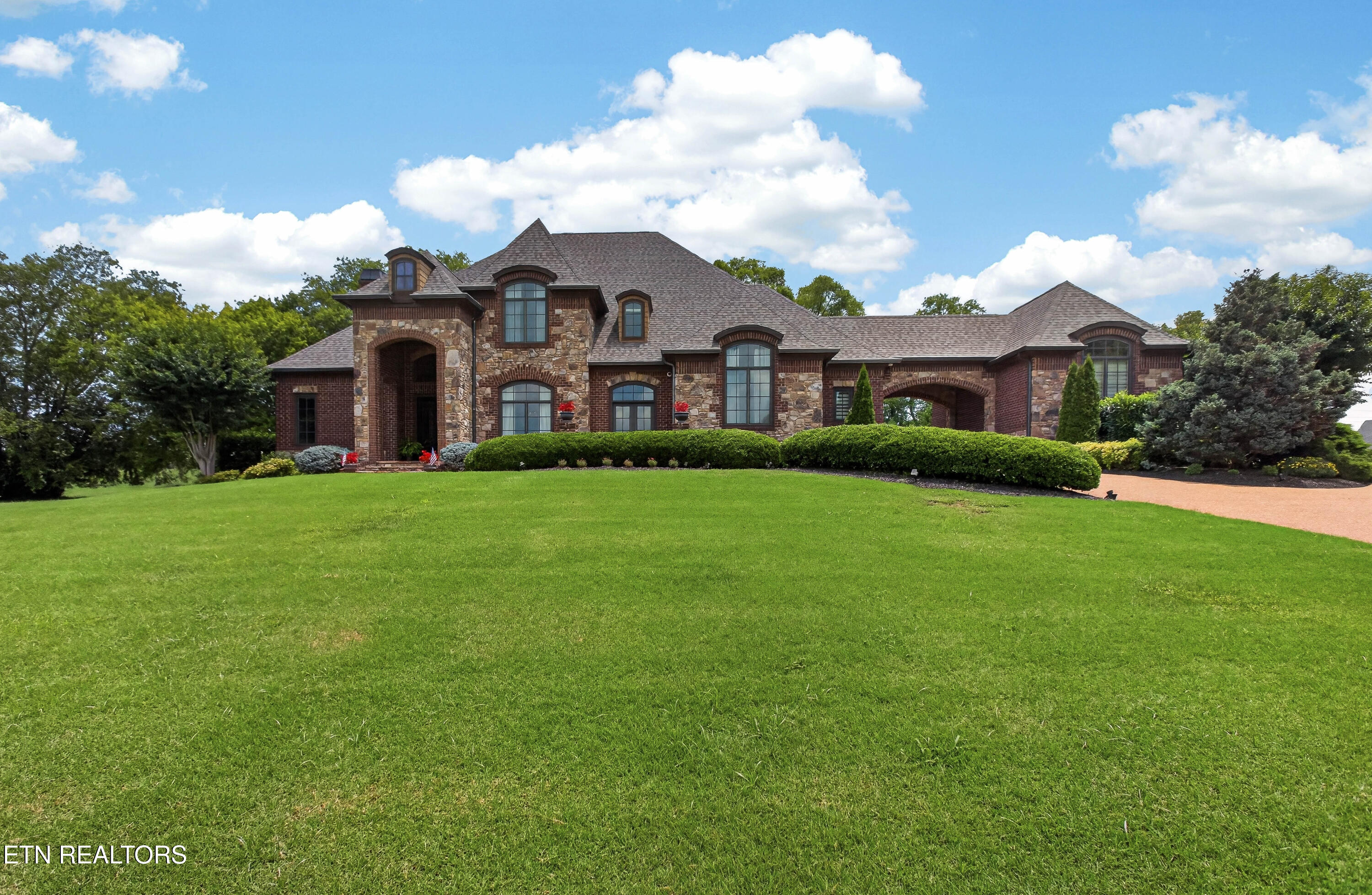 3642 Edgewater Way Louisville TN 37777