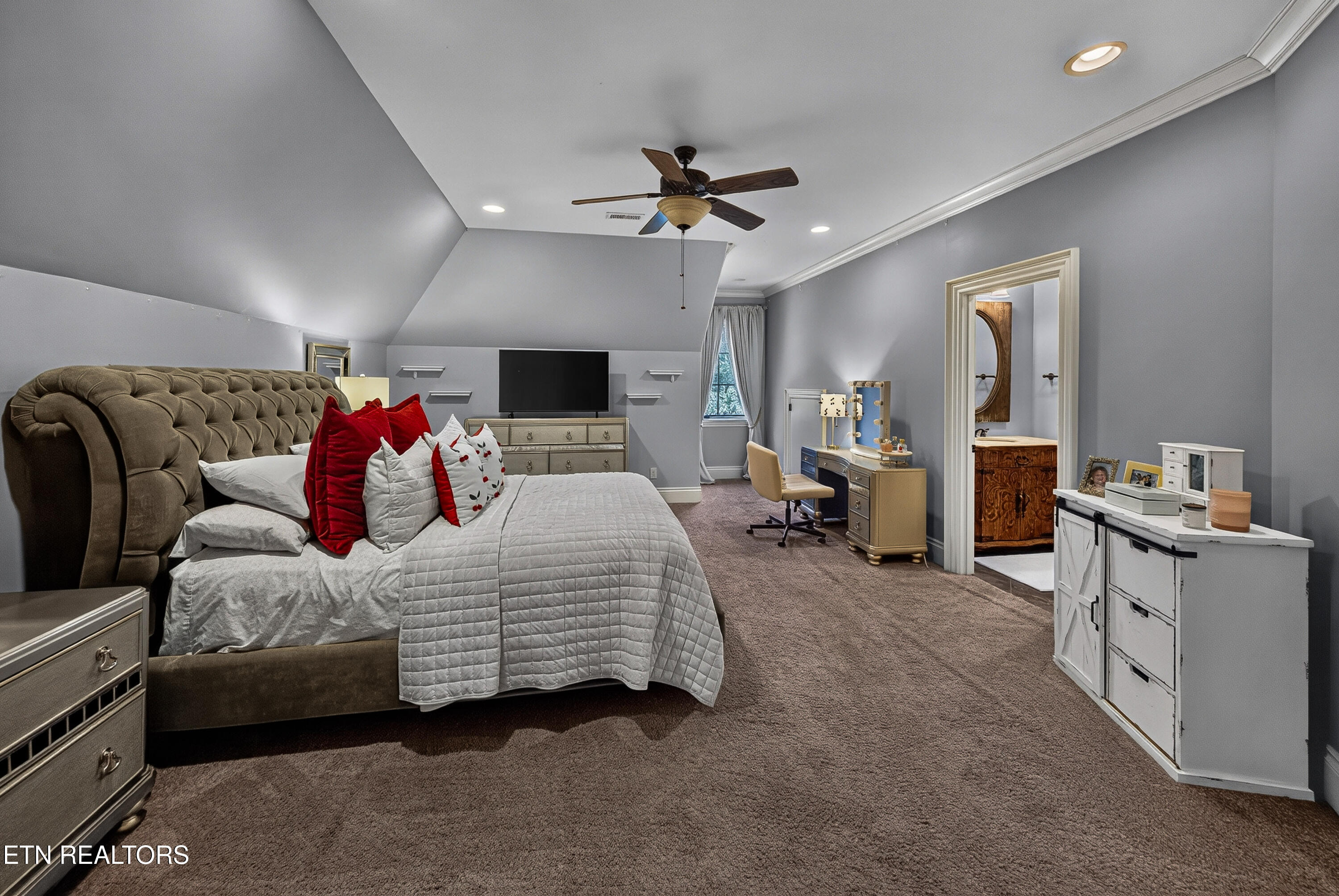 3642 Edgewater Way Louisville TN 37777