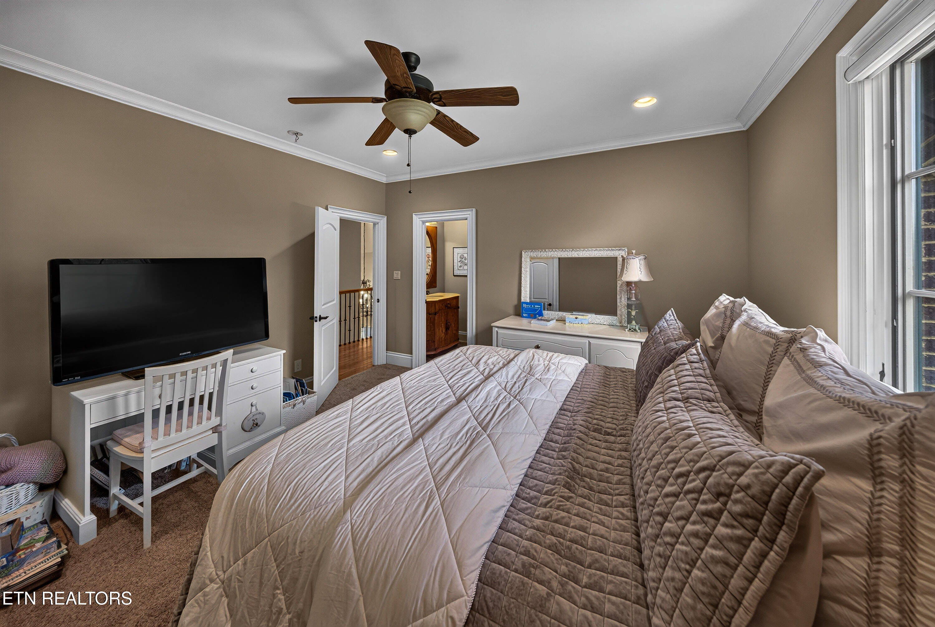 3642 Edgewater Way Louisville TN 37777
