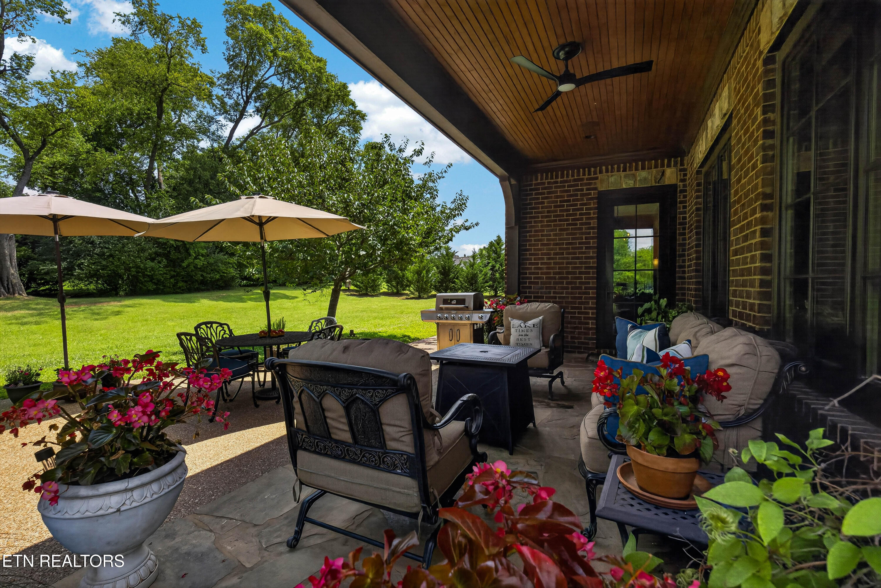 3642 Edgewater Way Louisville TN 37777