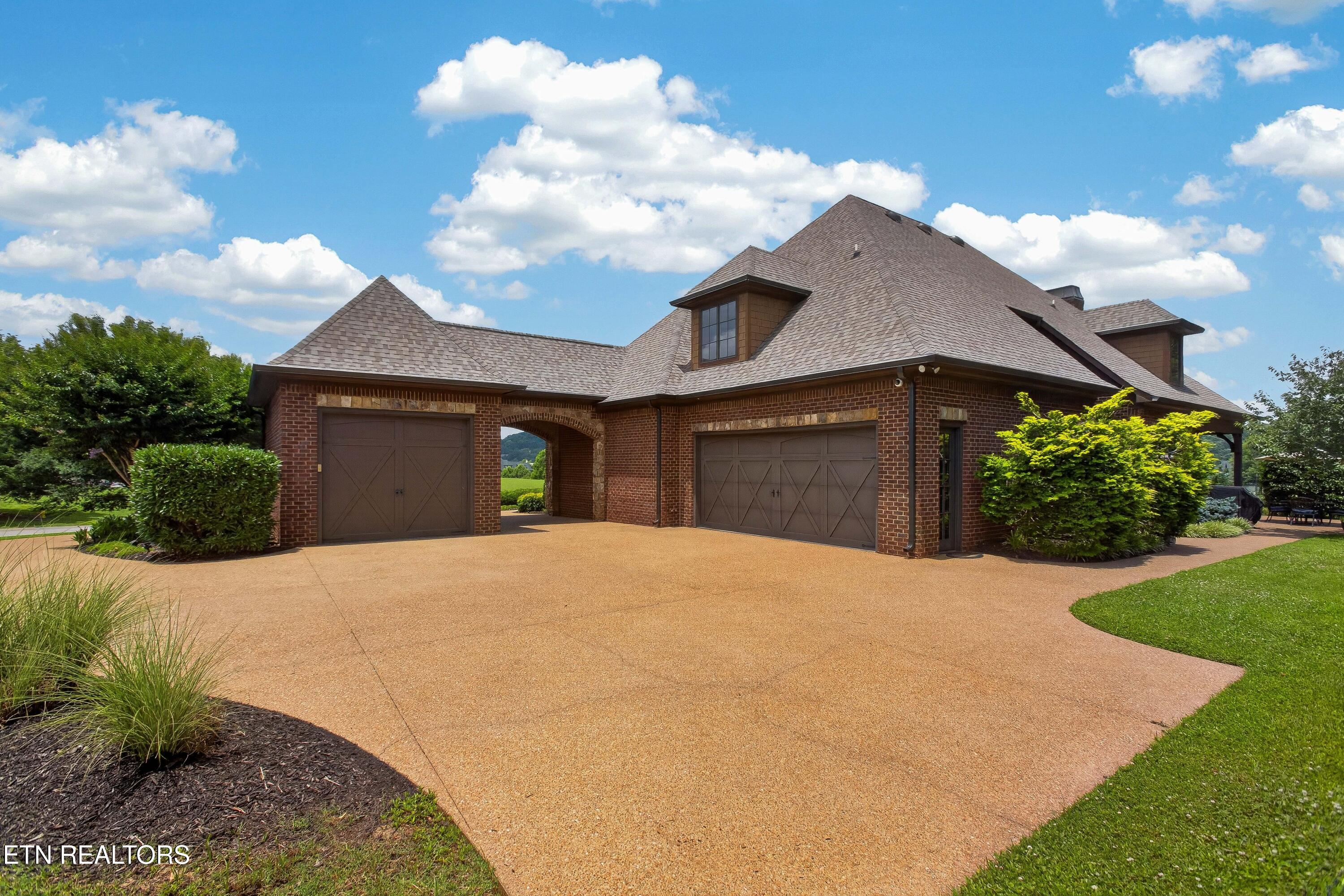 3642 Edgewater Way Louisville TN 37777