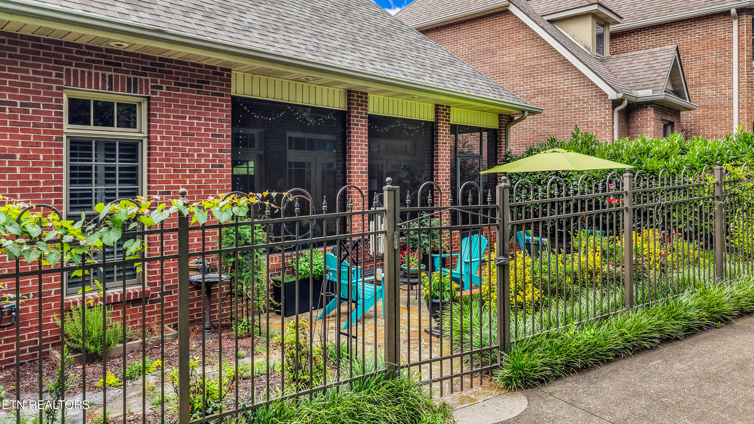 233 Savannah Park Drive Maryville TN 37803