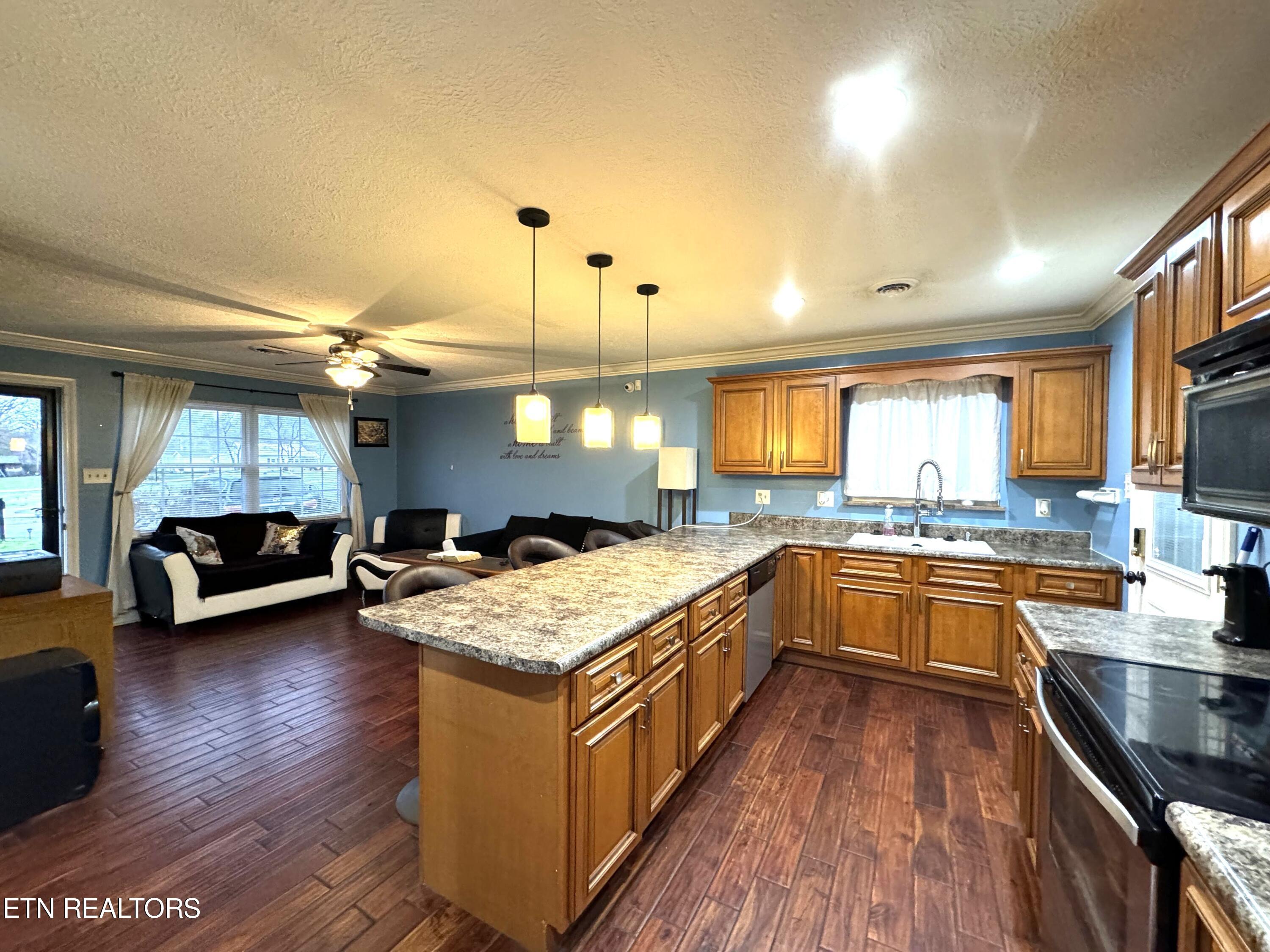 416 Copeland Street Clinton TN 37716