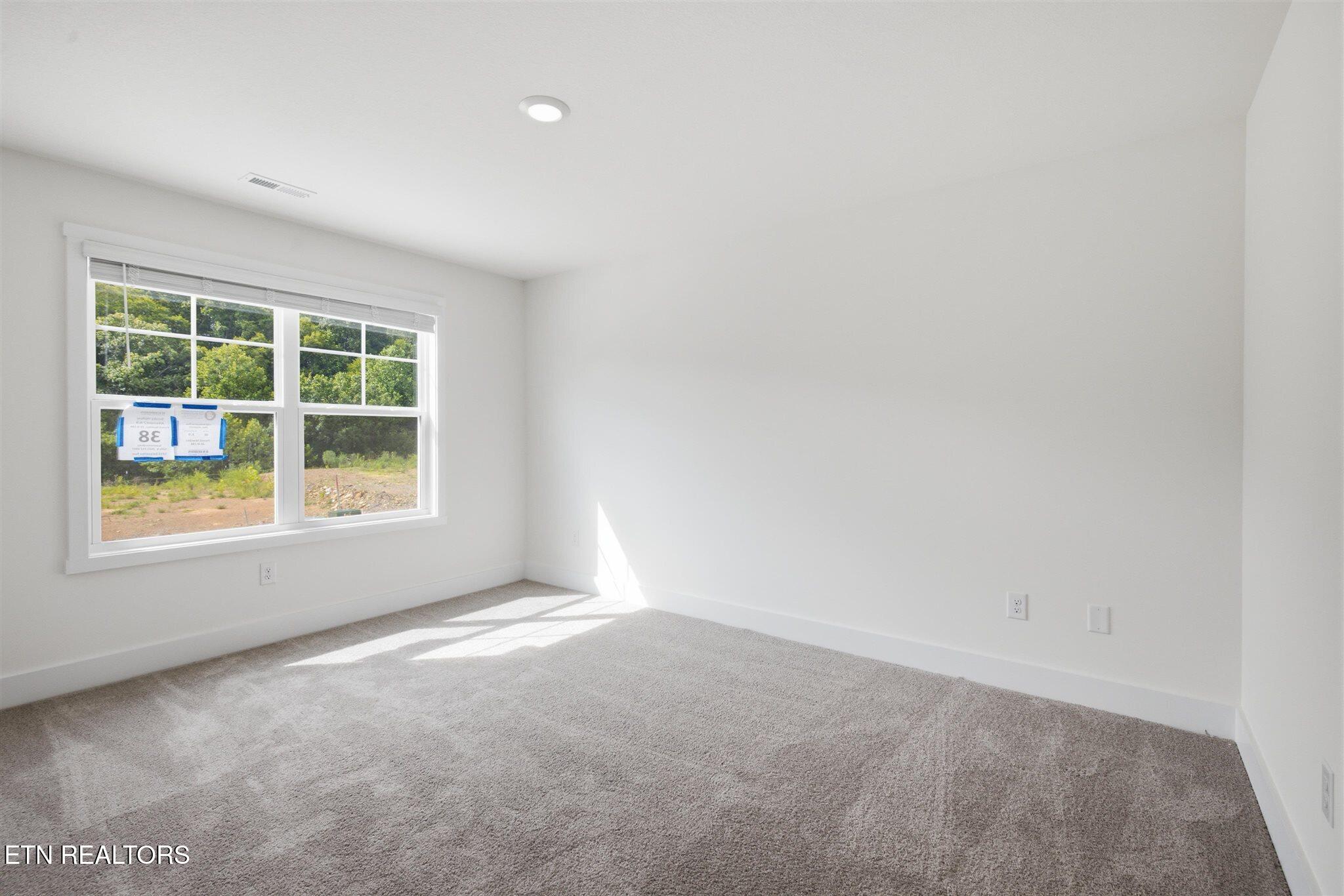 1410 Relaxation Run Sevierville TN 37876