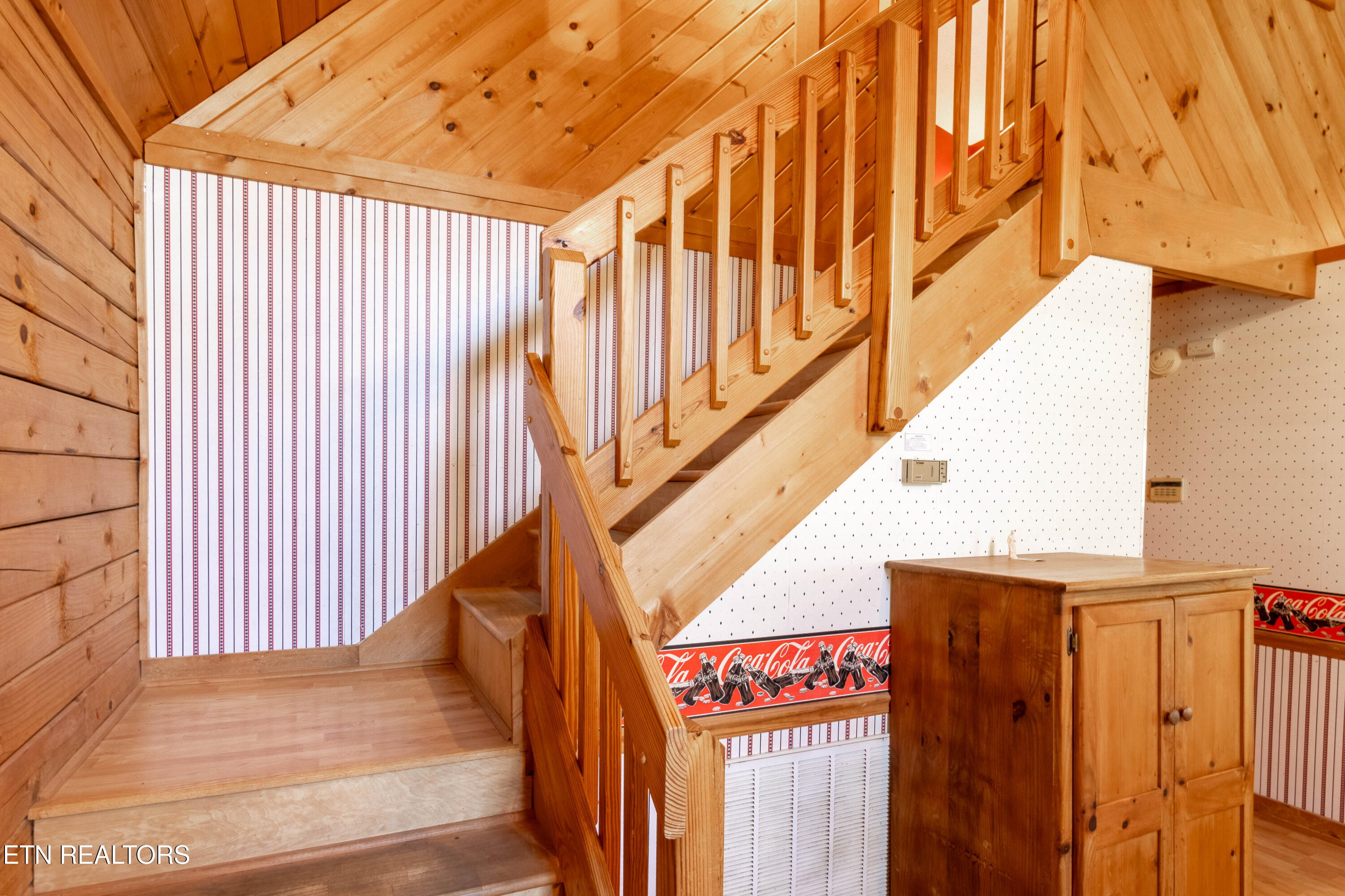 2322 Bonnie Lane Sevierville TN 37876