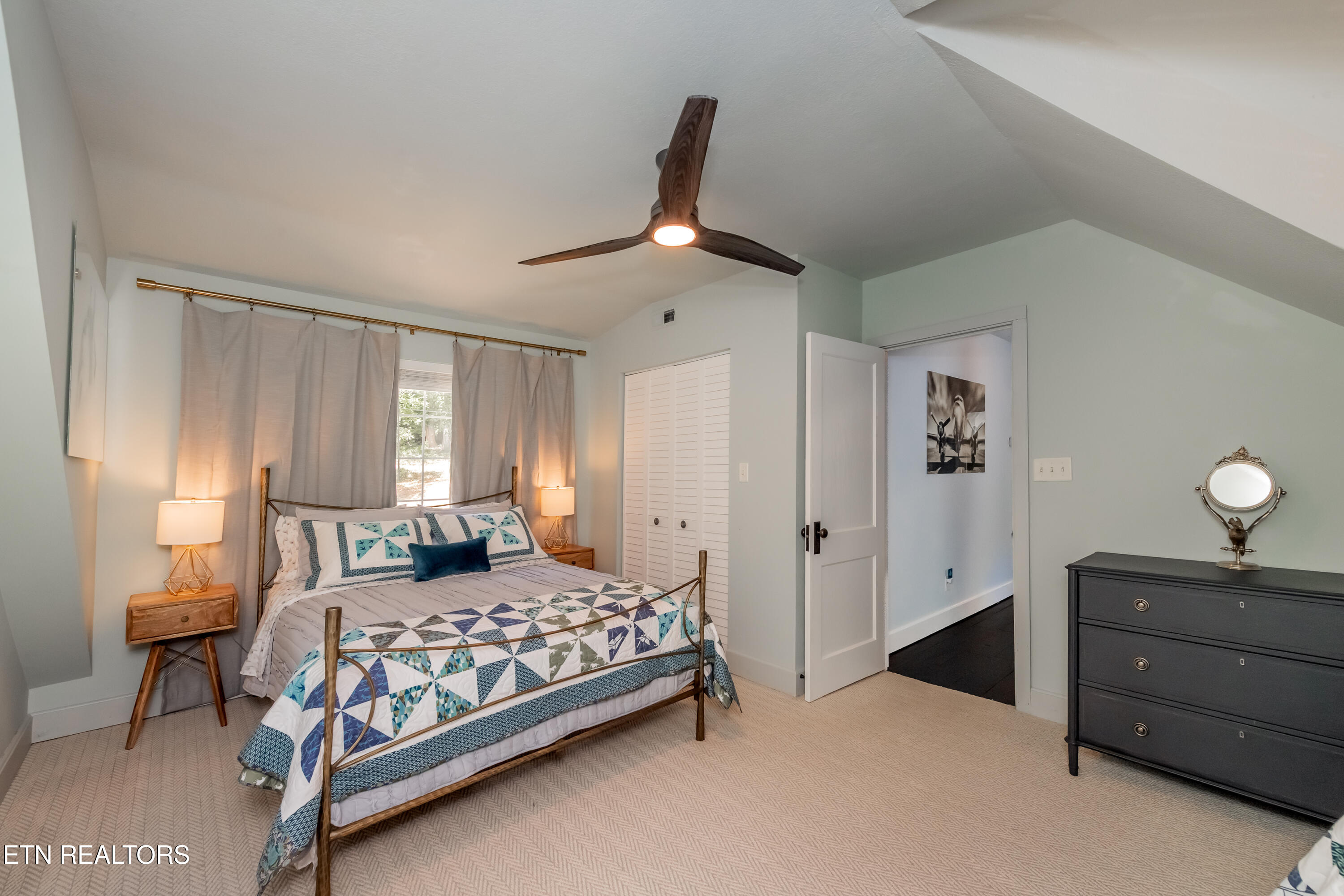 138 Crescent Road Norris TN 37828