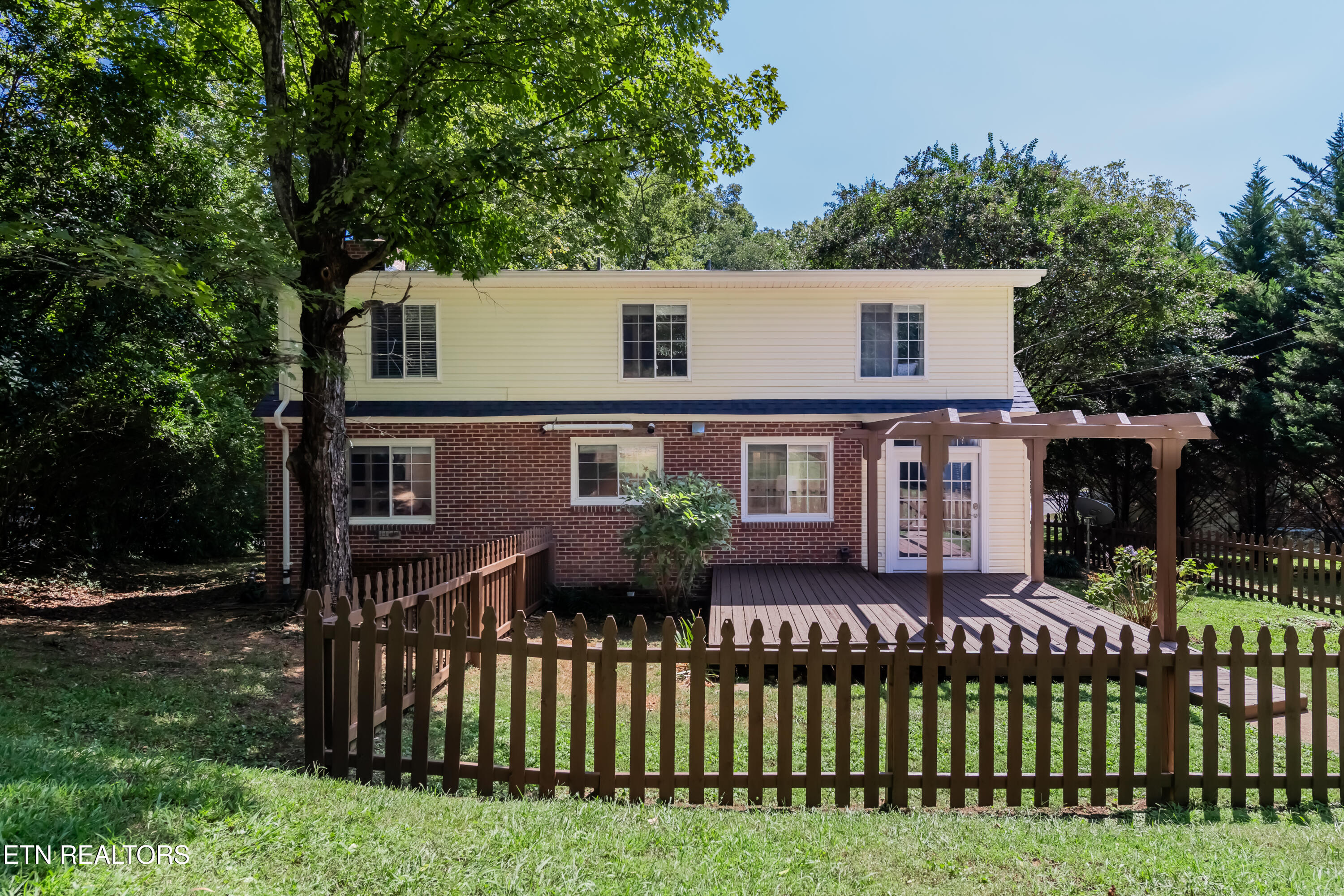 138 Crescent Road Norris TN 37828