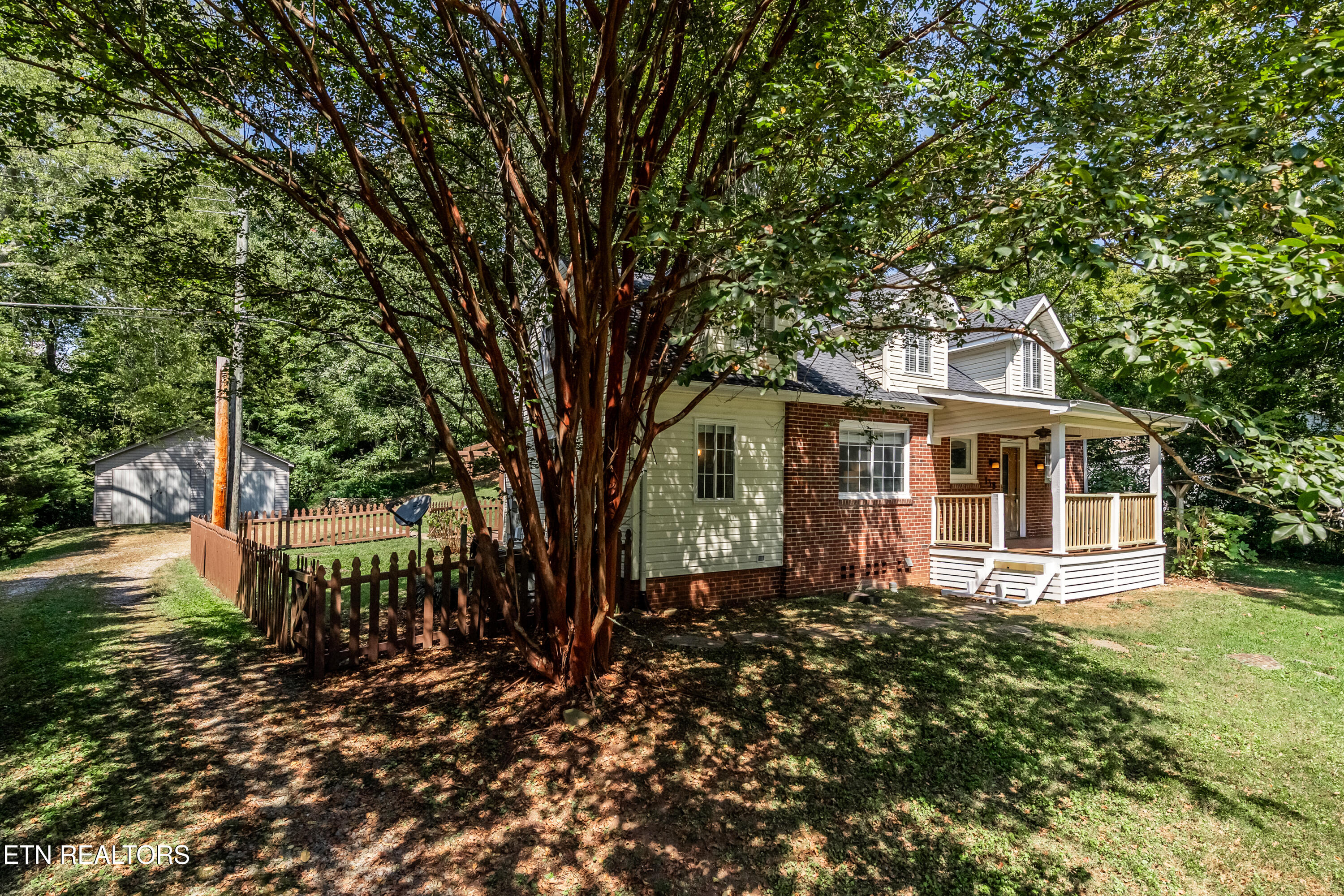 138 Crescent Road Norris TN 37828