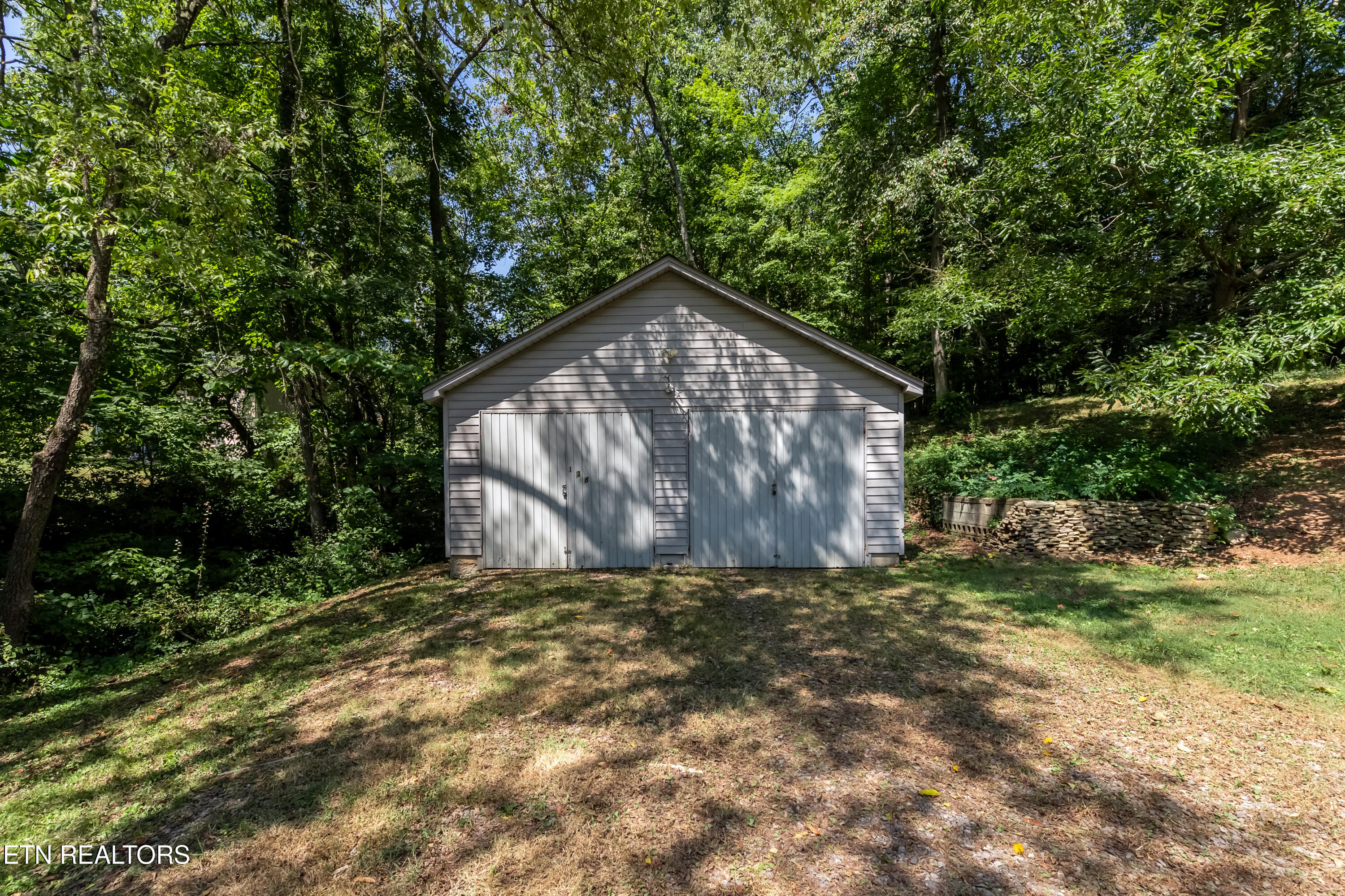 138 Crescent Road Norris TN 37828