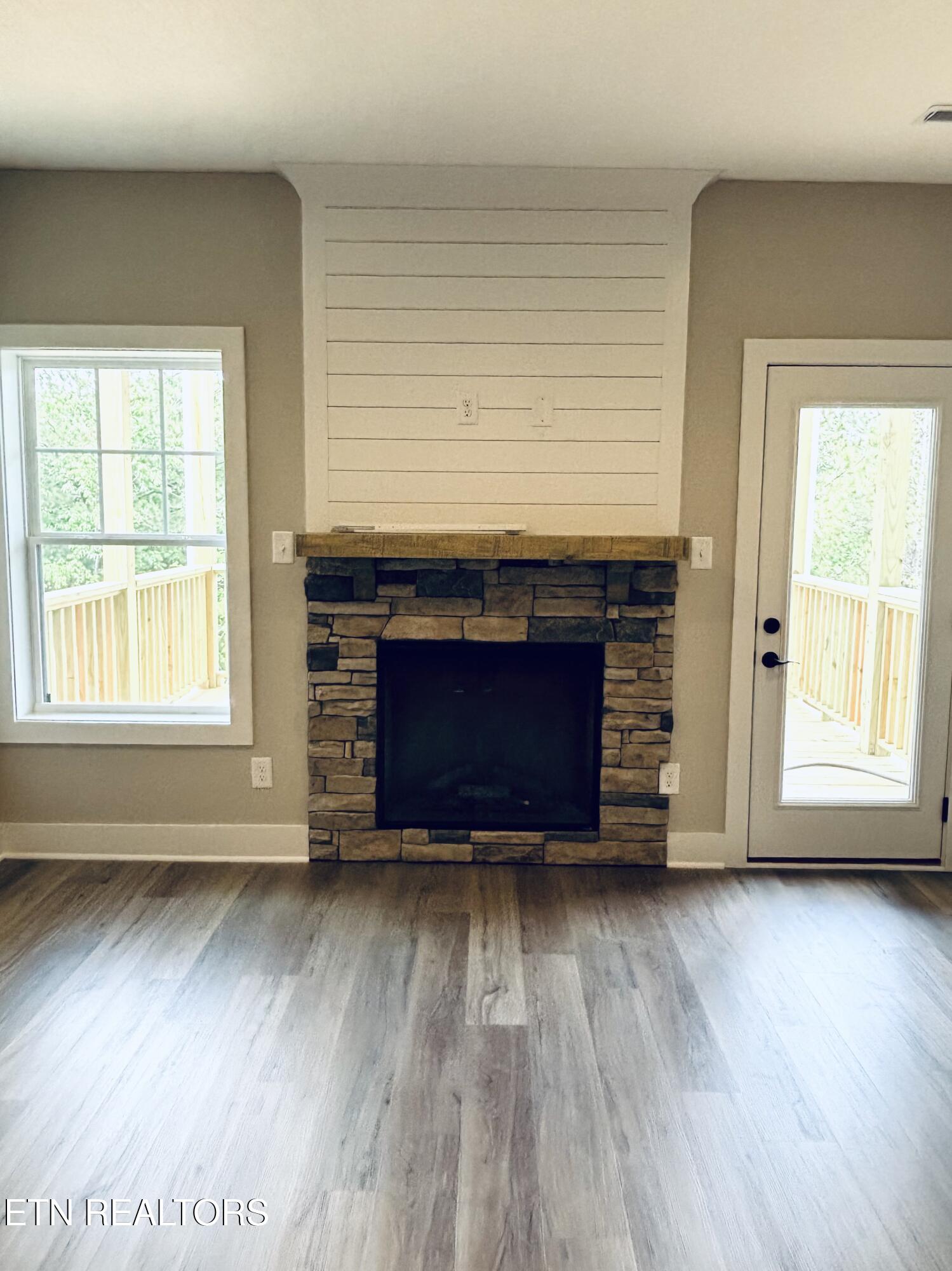 170 Timber Circle Lenoir City TN 37772