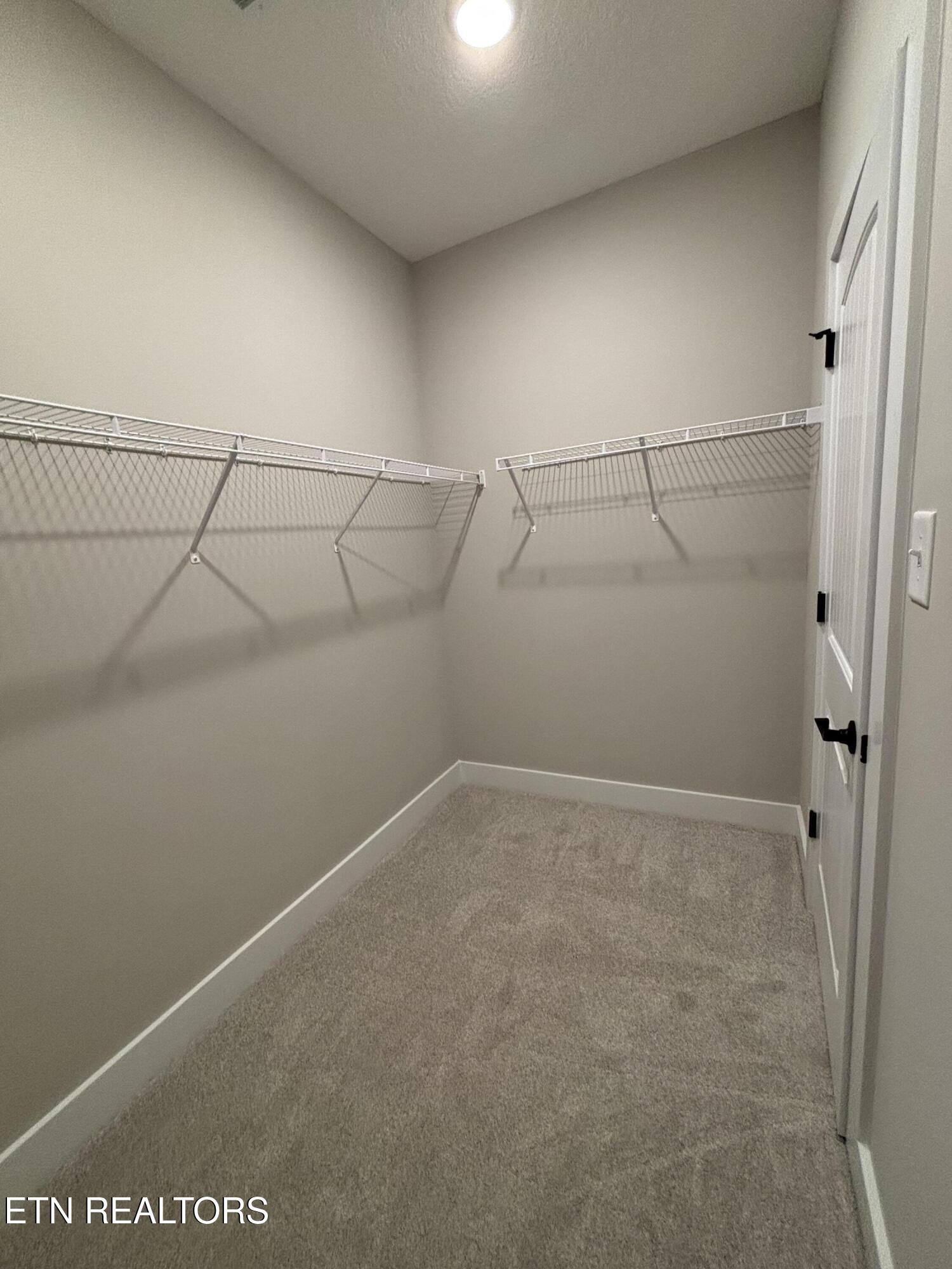 170 Timber Circle Lenoir City TN 37772
