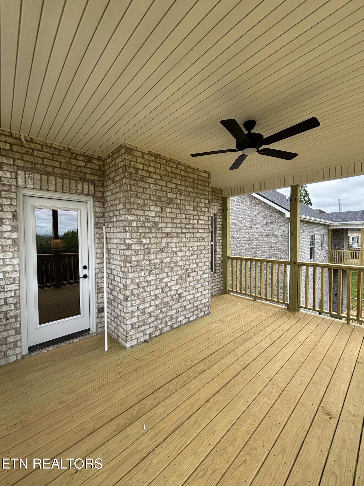 170 Timber Circle Lenoir City TN 37772