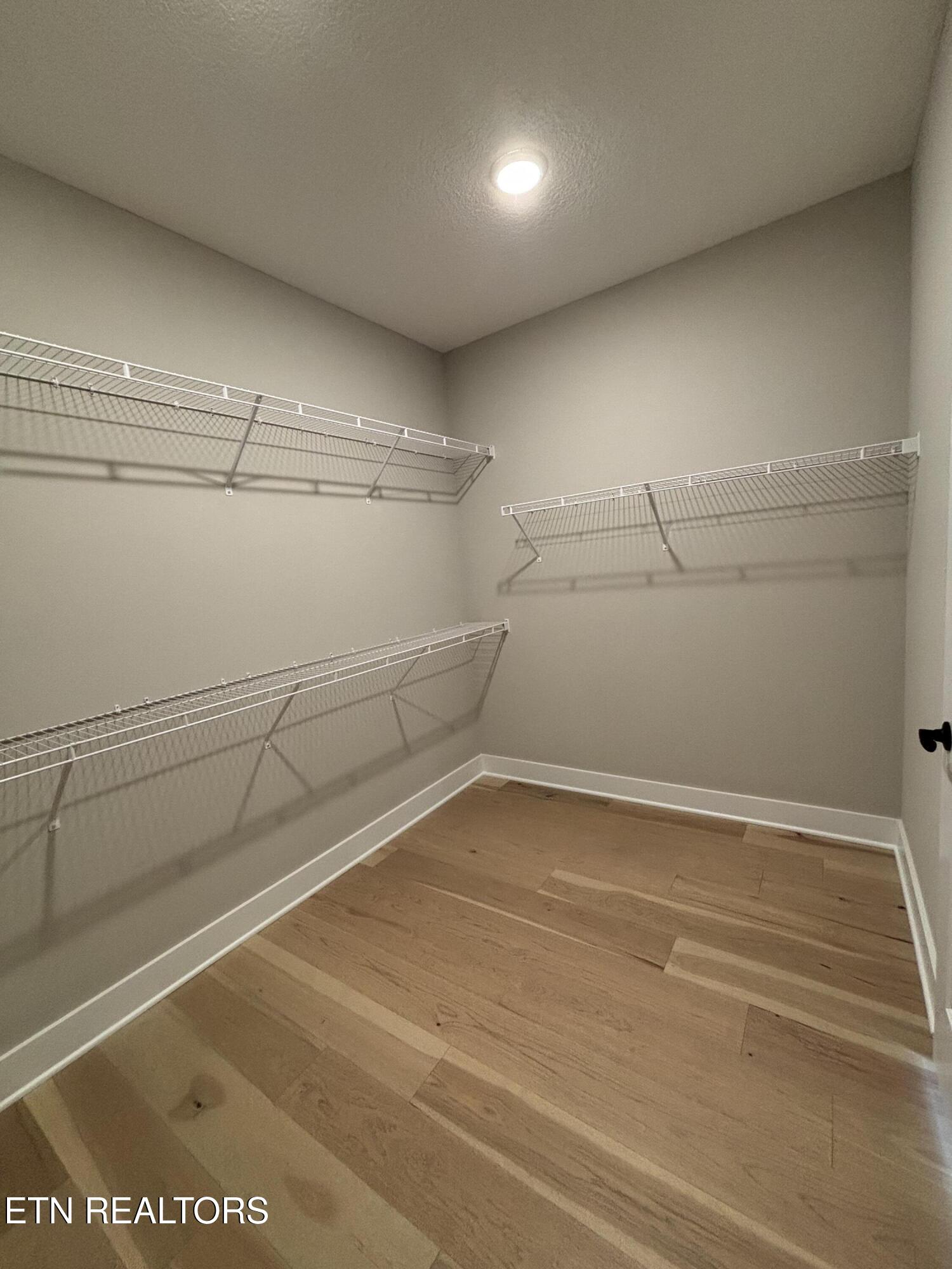 170 Timber Circle Lenoir City TN 37772