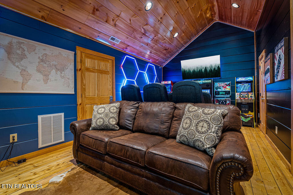 2918 Fiddlers Creek Way Pigeon Forge TN 37863