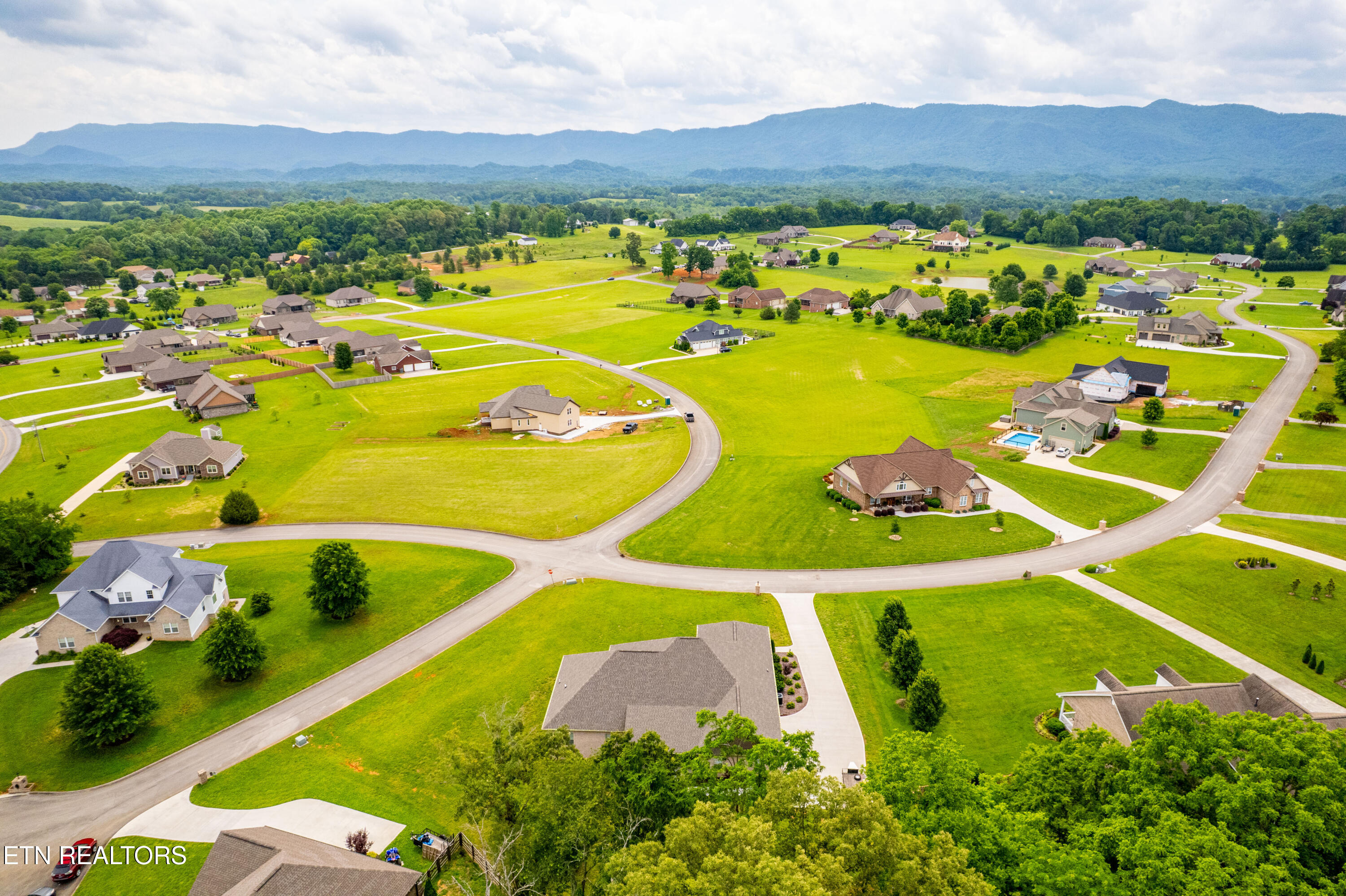 837 Majestic Mountains Boulevard Walland TN 37886
