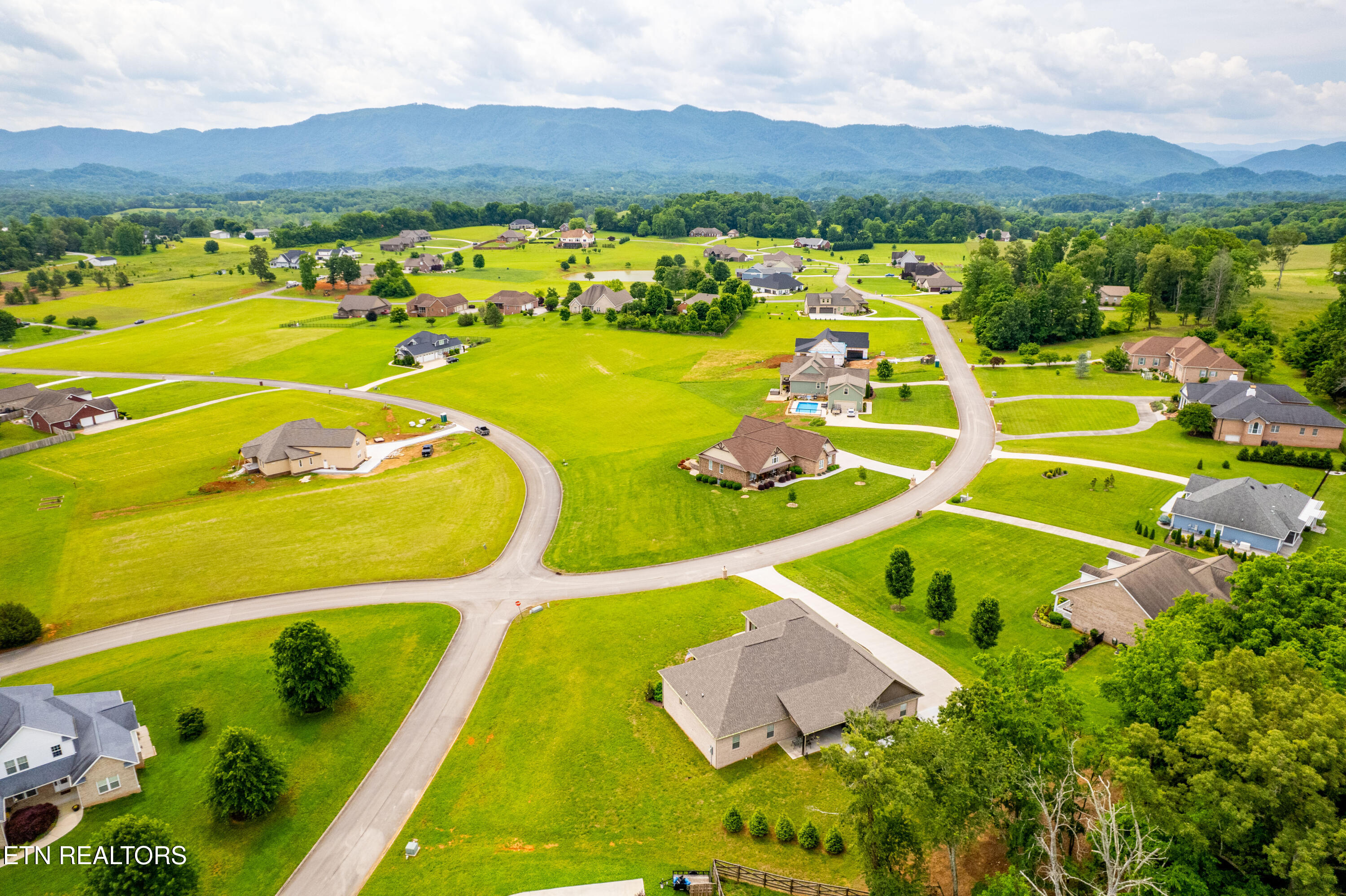 837 Majestic Mountains Boulevard Walland TN 37886