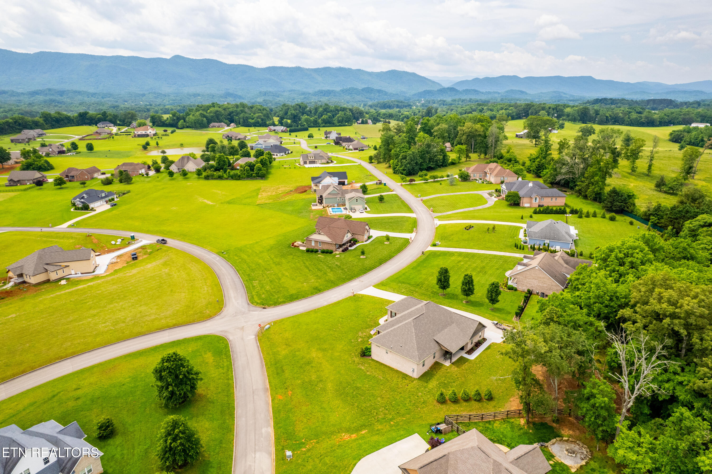 837 Majestic Mountains Boulevard Walland TN 37886
