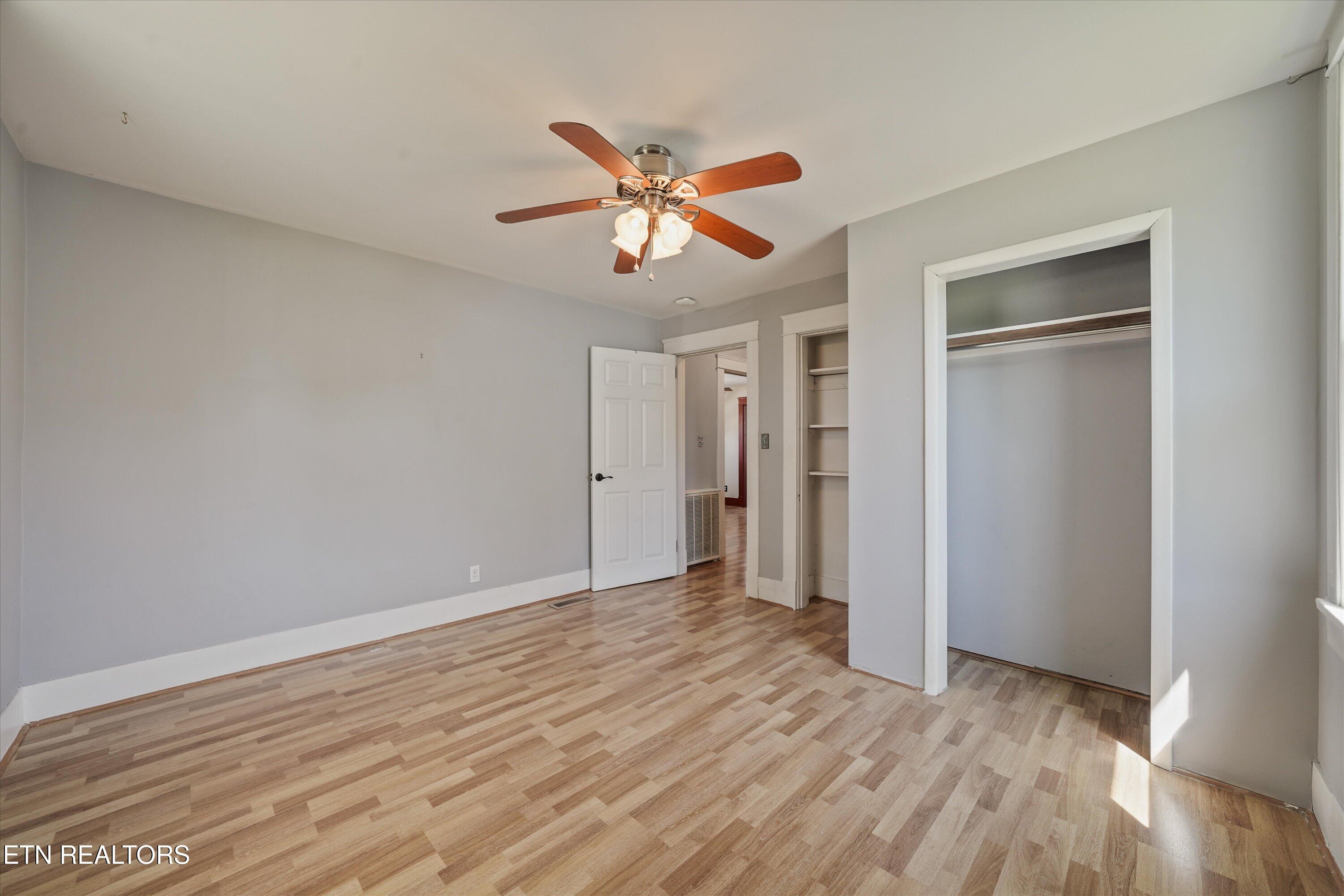 1735 Nickerson Avenue Knoxville TN 37917