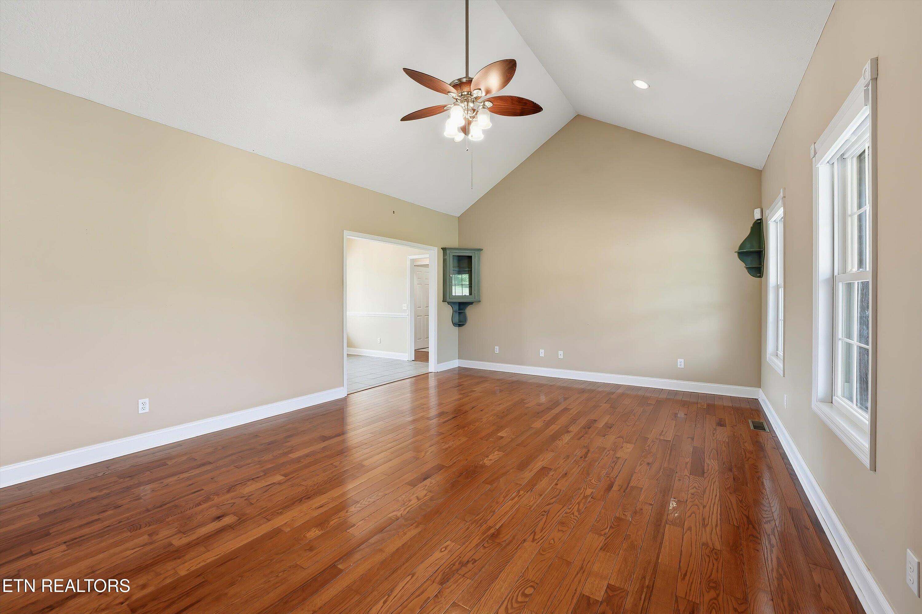2605 Covington Circle Sevierville TN 37876