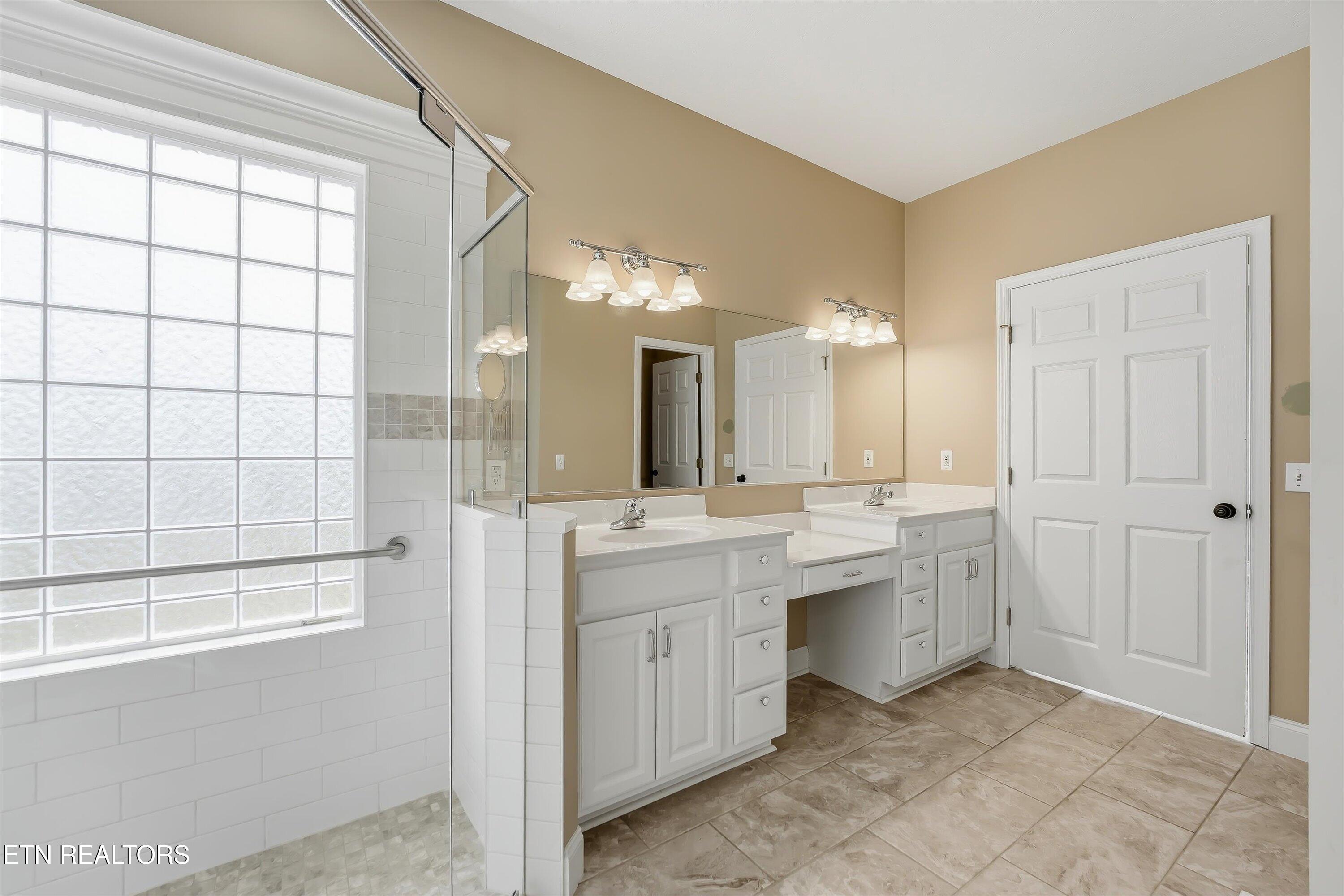 2605 Covington Circle Sevierville TN 37876