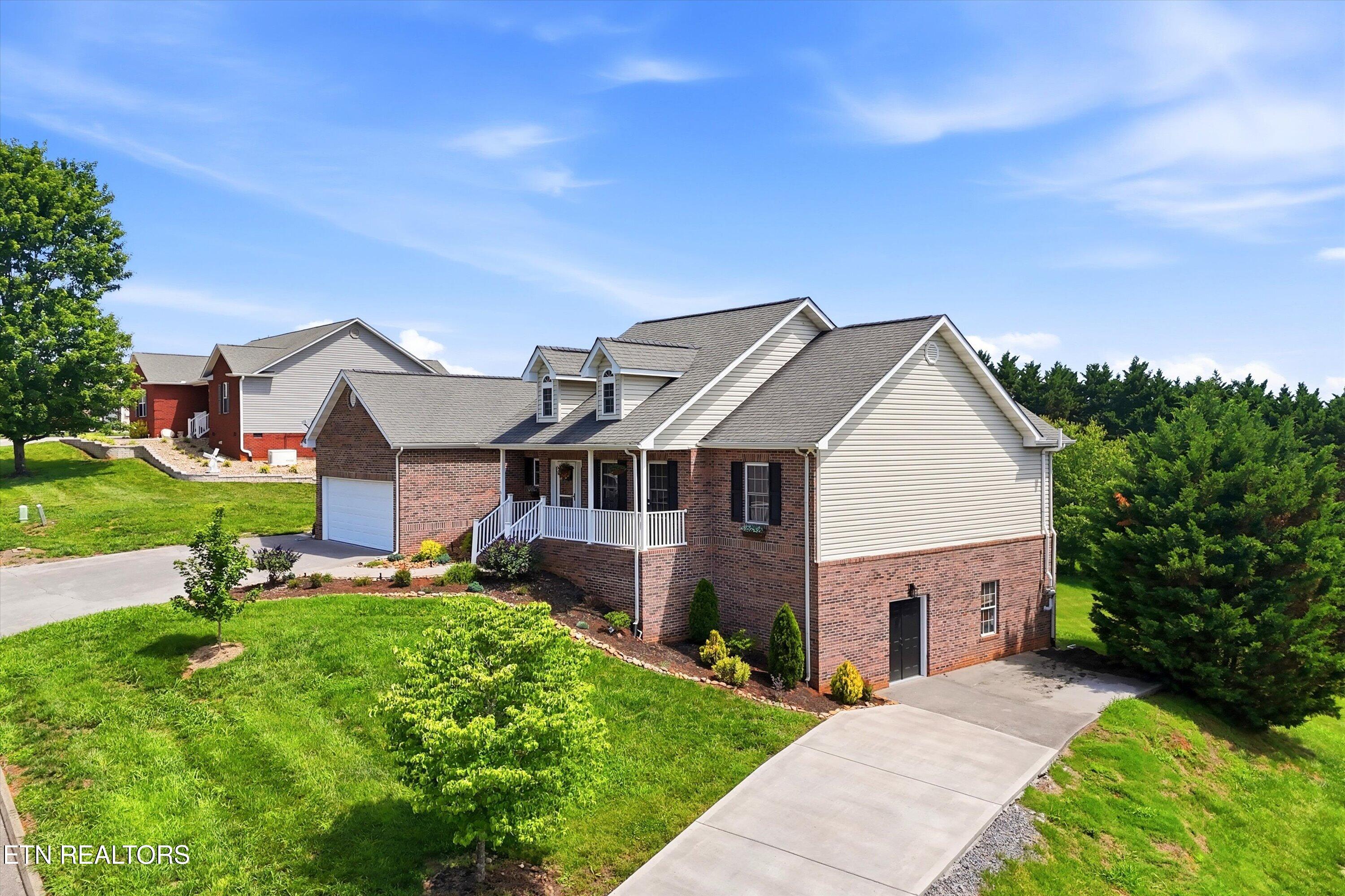2605 Covington Circle Sevierville TN 37876