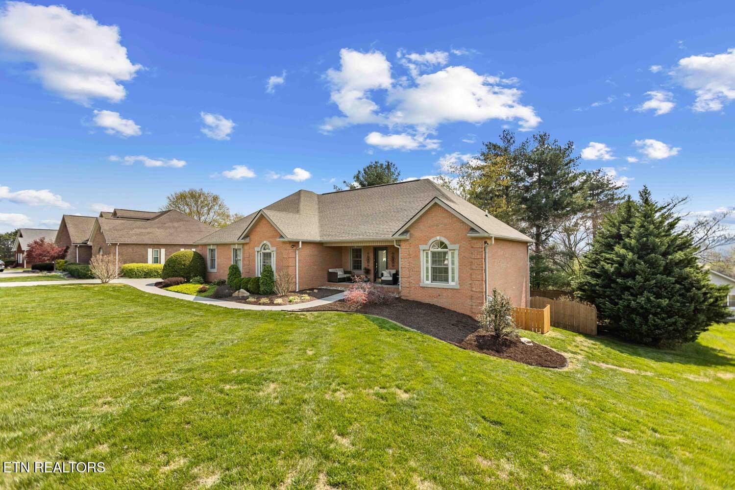 3748 Whitworth Drive Knoxville TN 37938