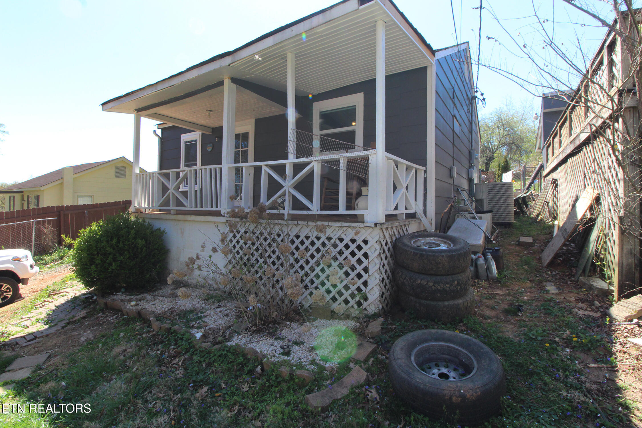 1111 Yellowstone Road Knoxville TN 37914