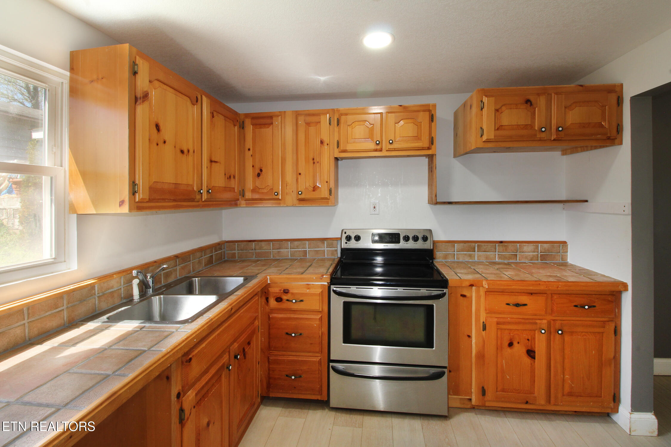 1111 Yellowstone Road Knoxville TN 37914