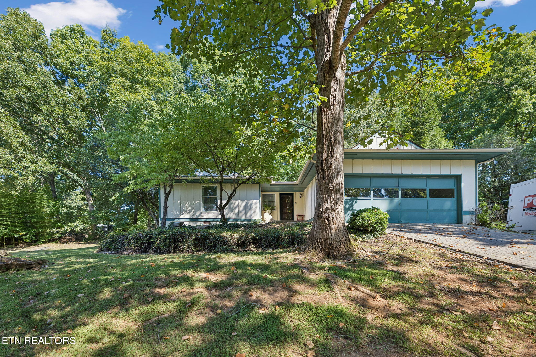 10033 Bluegrass Road Knoxville TN 37922