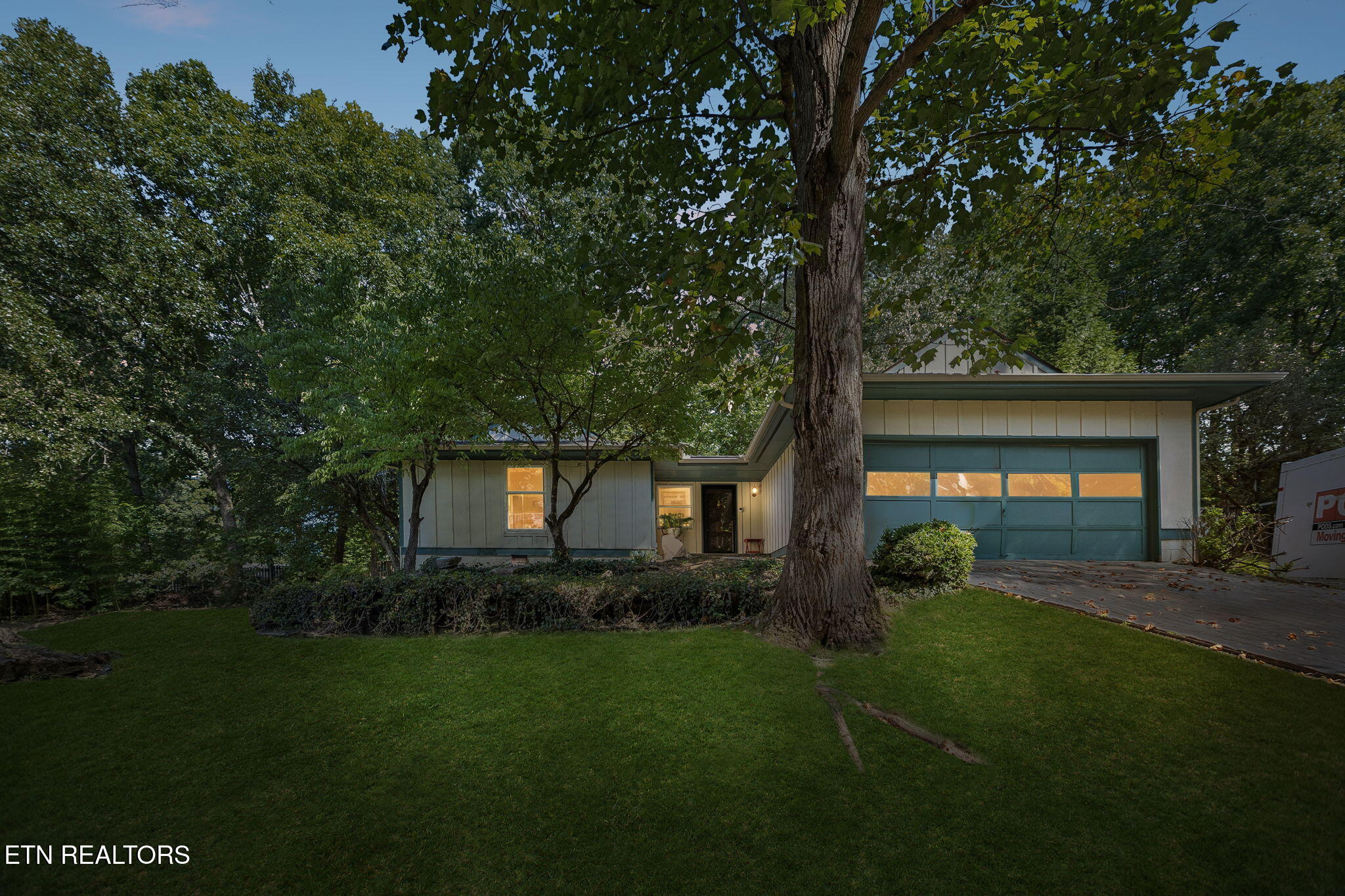10033 Bluegrass Road Knoxville TN 37922