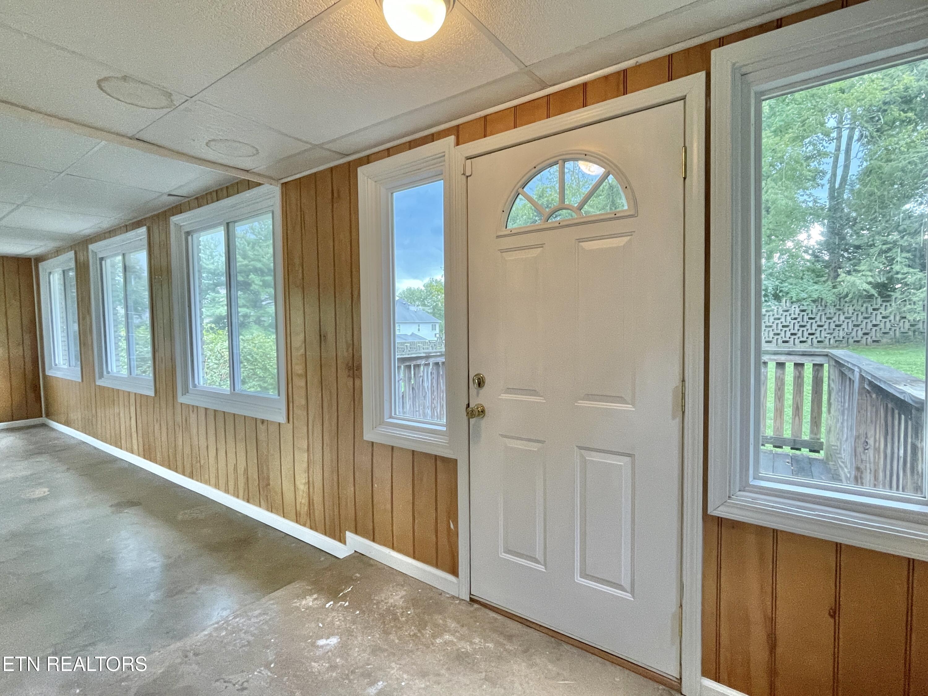 8200 Fox Run Lane Knoxville TN 37919