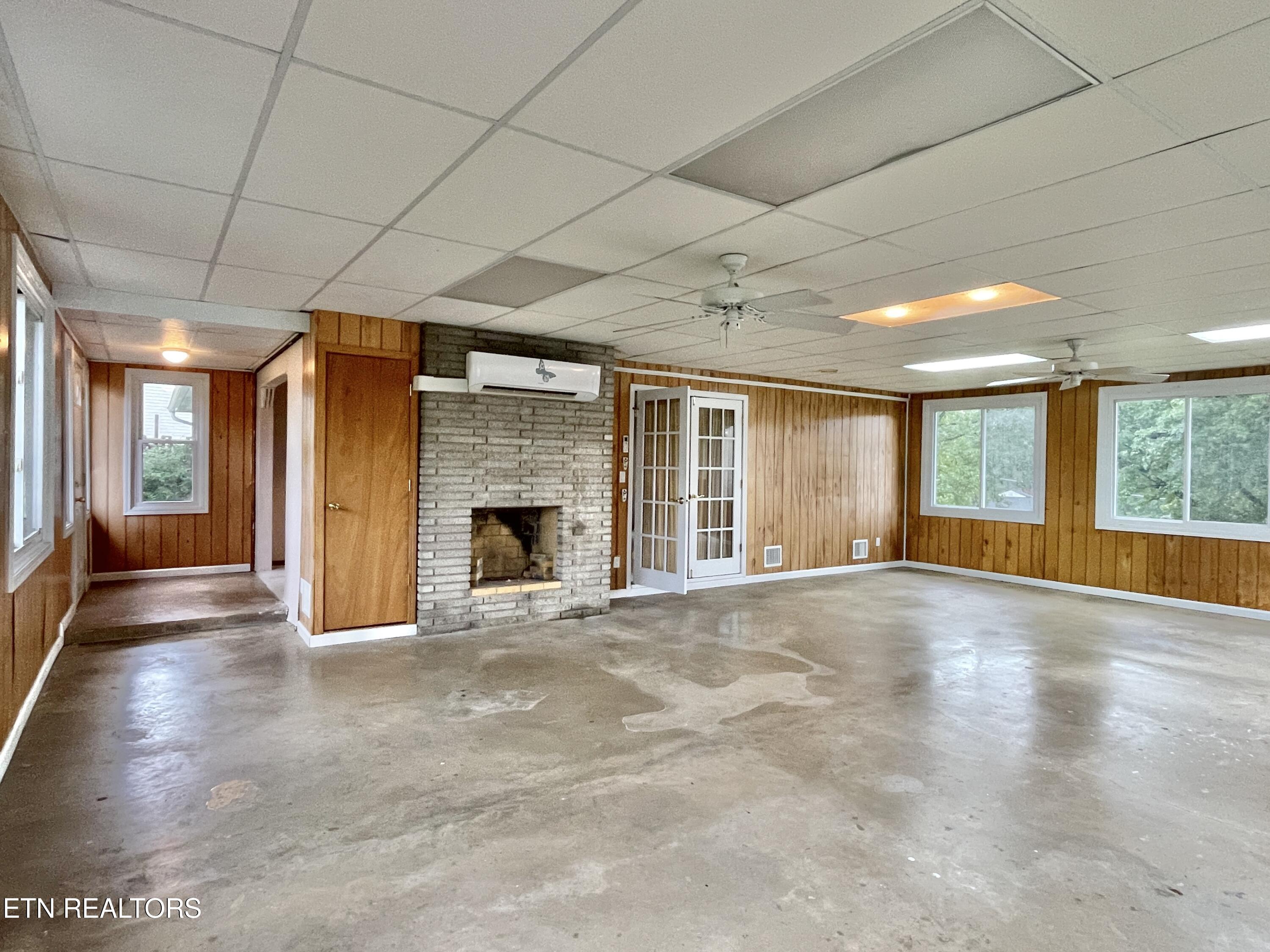 8200 Fox Run Lane Knoxville TN 37919