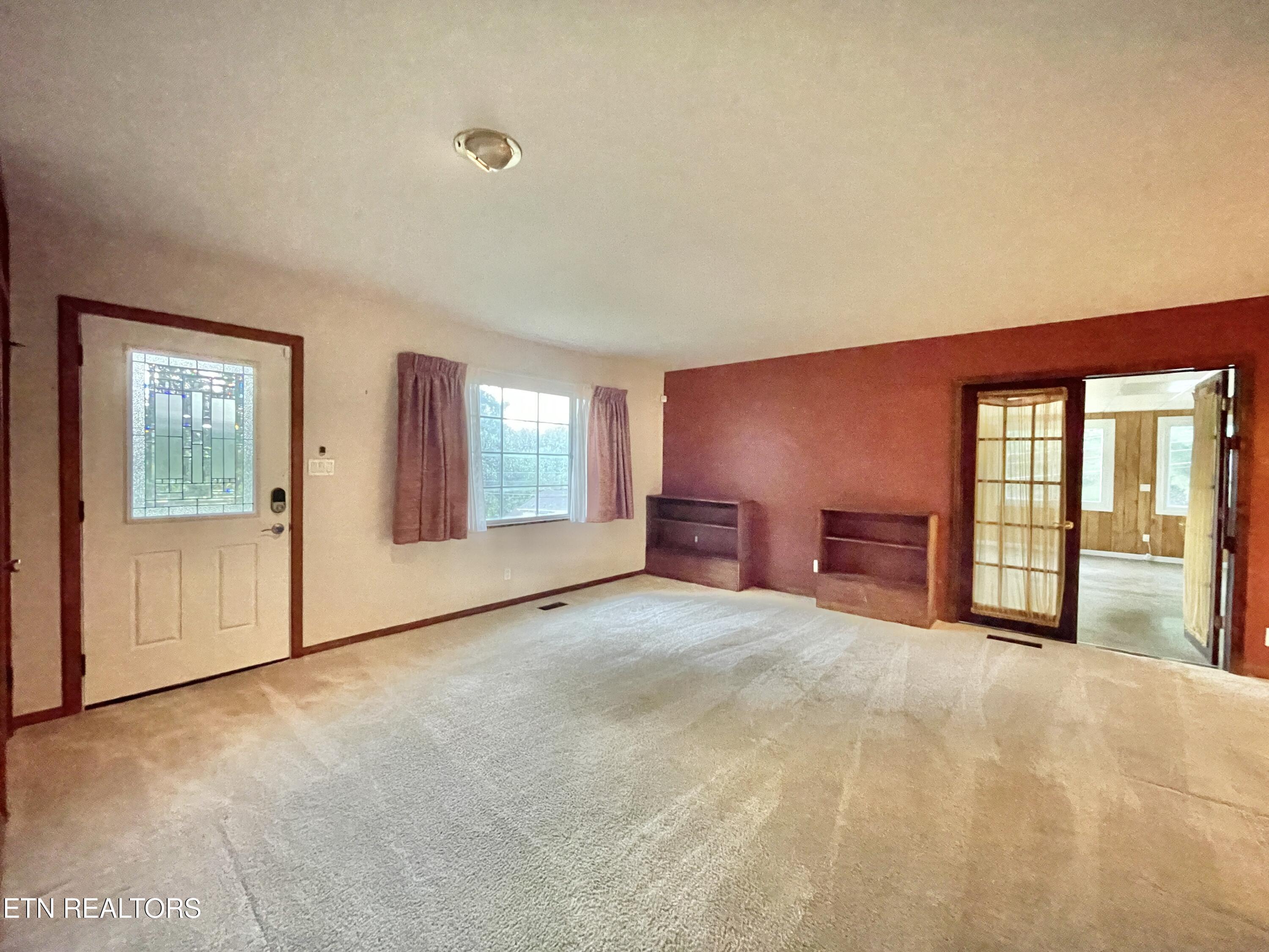 8200 Fox Run Lane Knoxville TN 37919