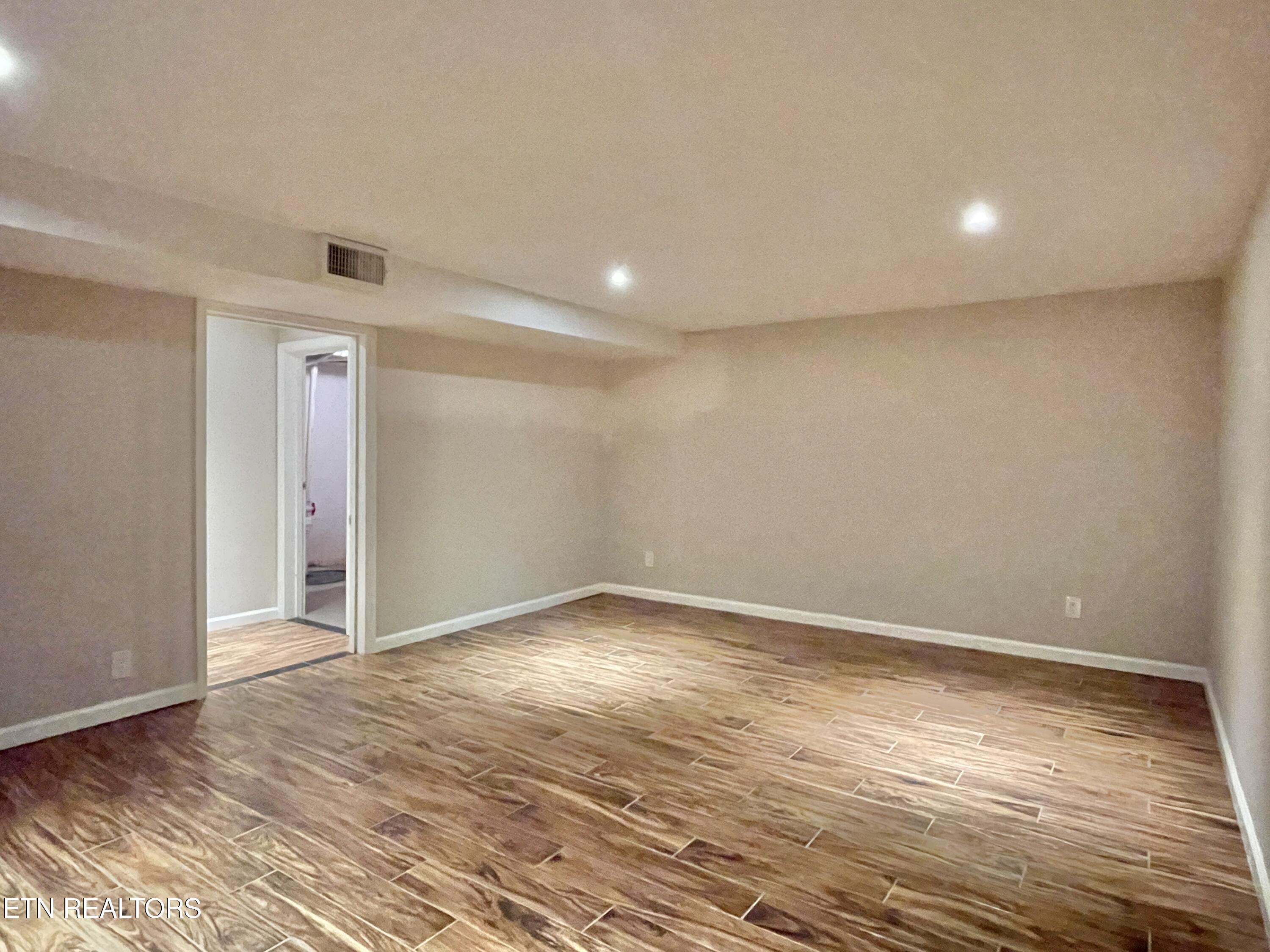 8200 Fox Run Lane Knoxville TN 37919