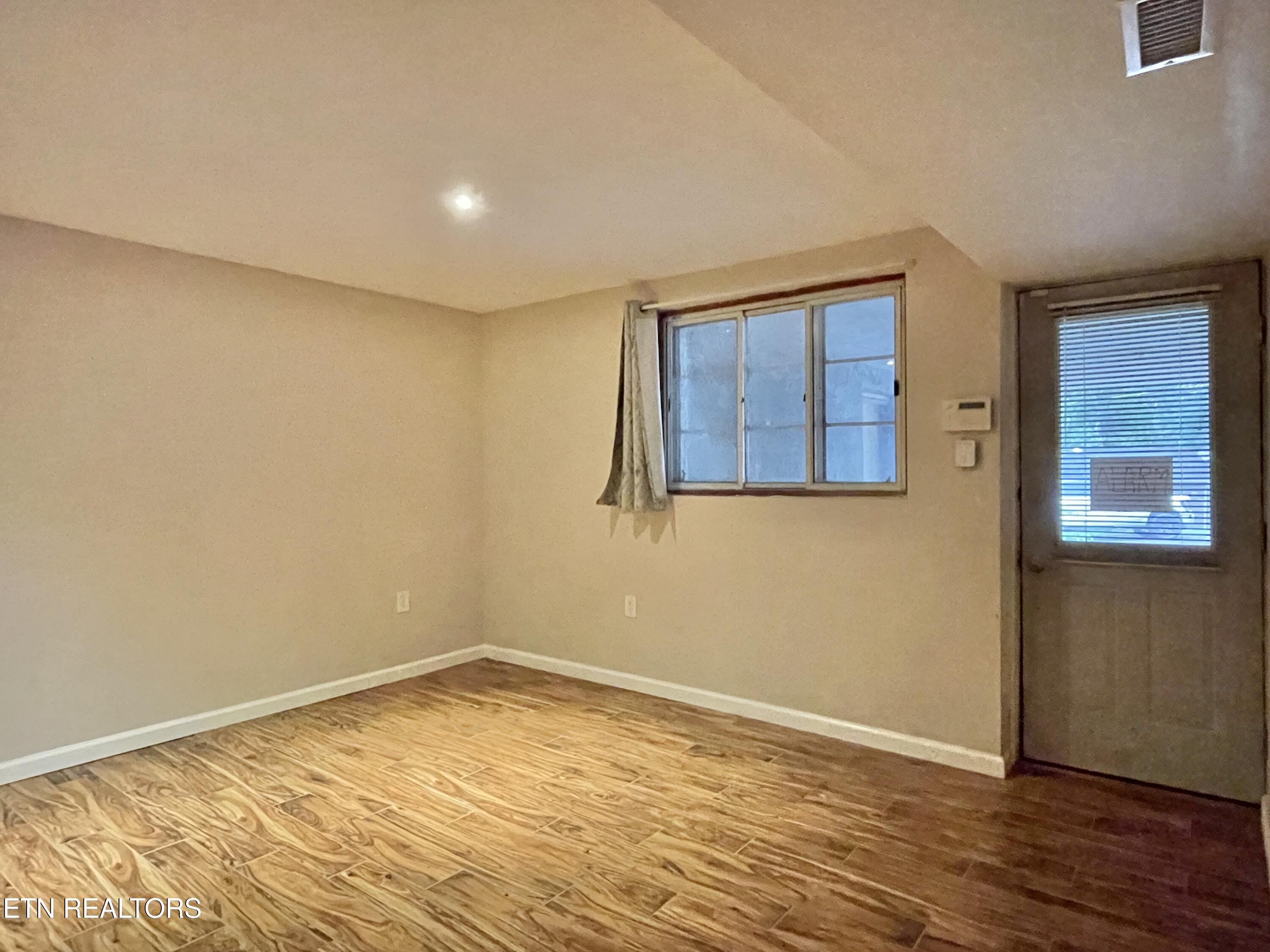 8200 Fox Run Lane Knoxville TN 37919