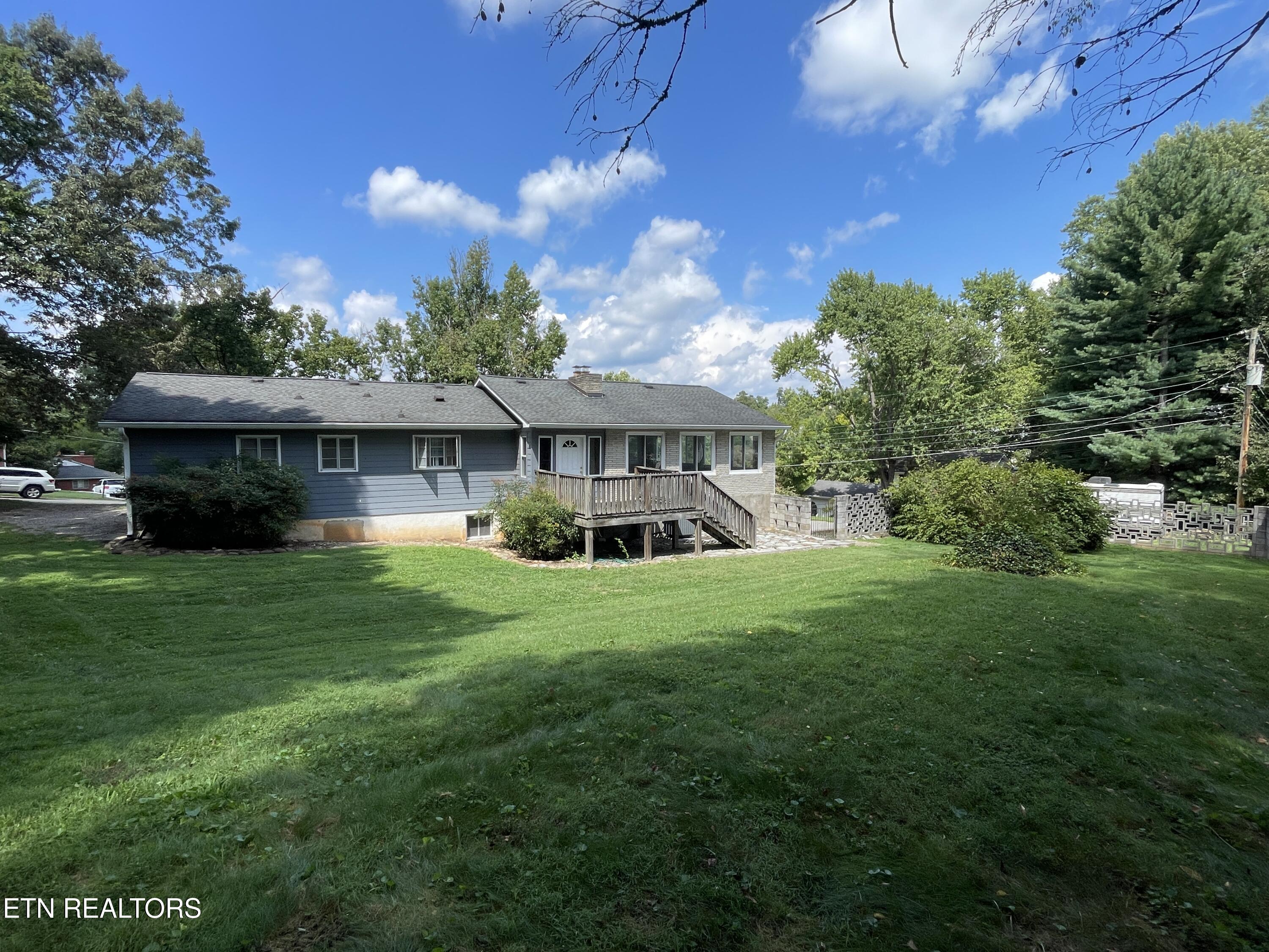 8200 Fox Run Lane Knoxville TN 37919