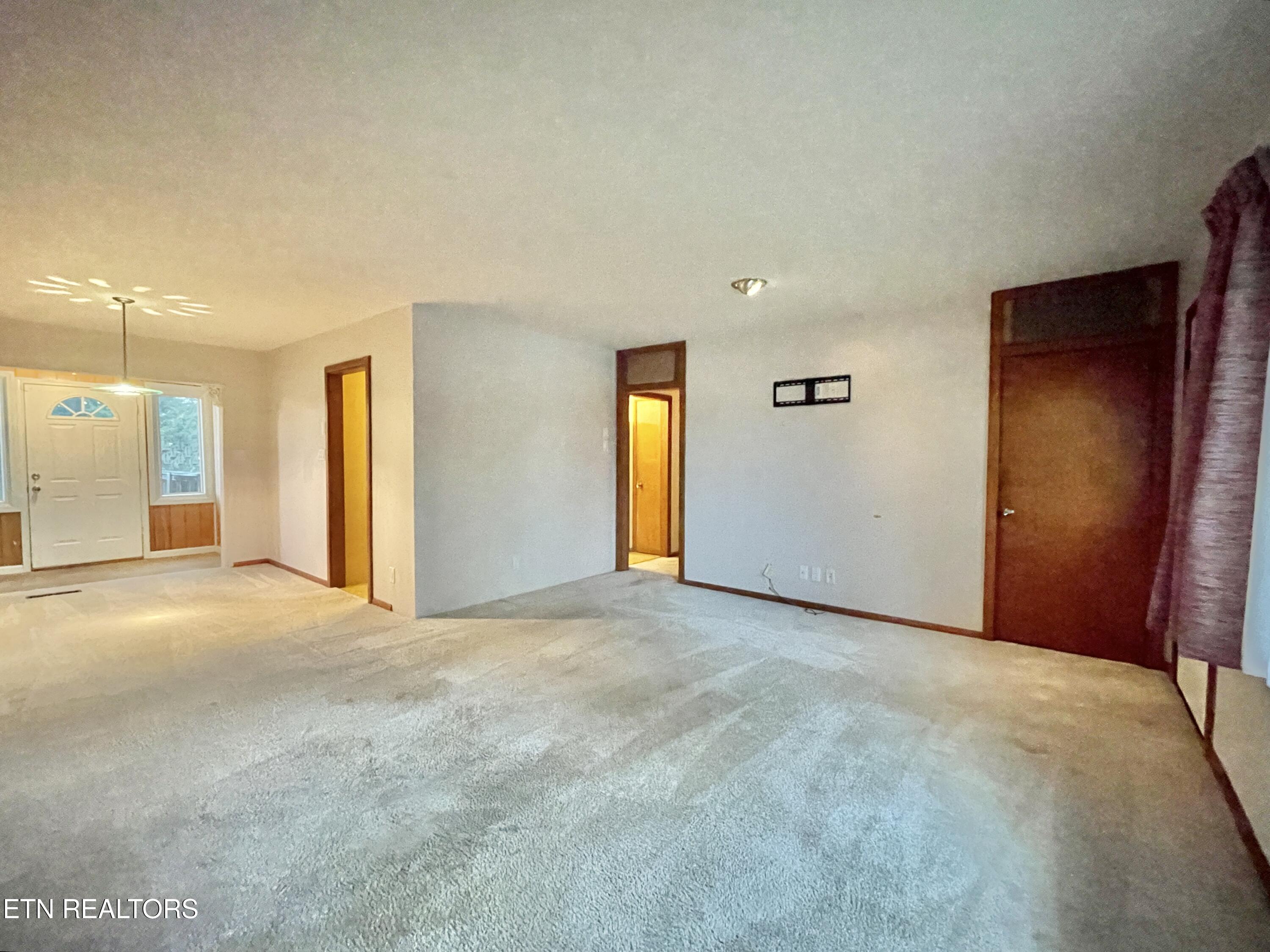 8200 Fox Run Lane Knoxville TN 37919