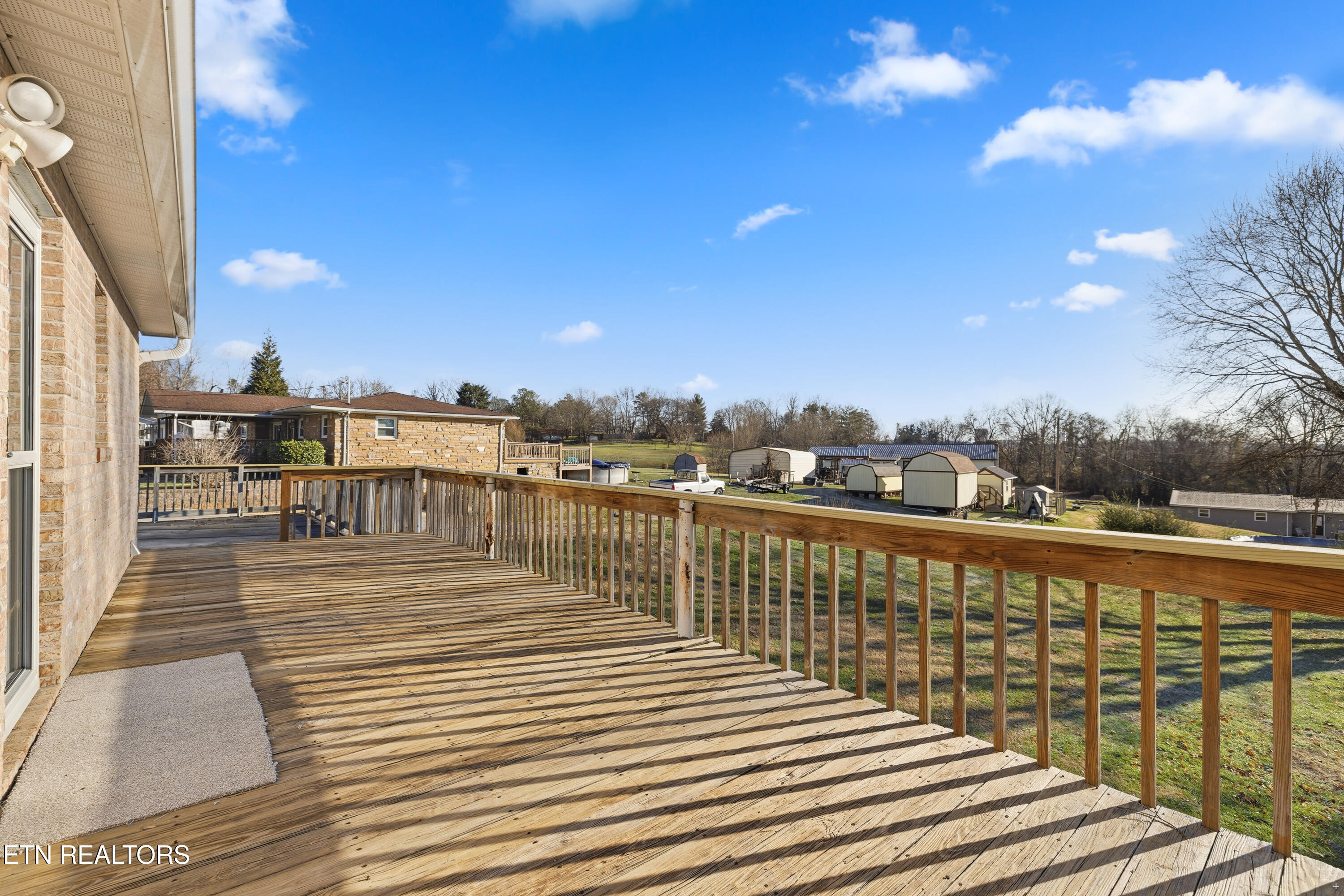425 Holbrook Avenue Lenoir City TN 37771