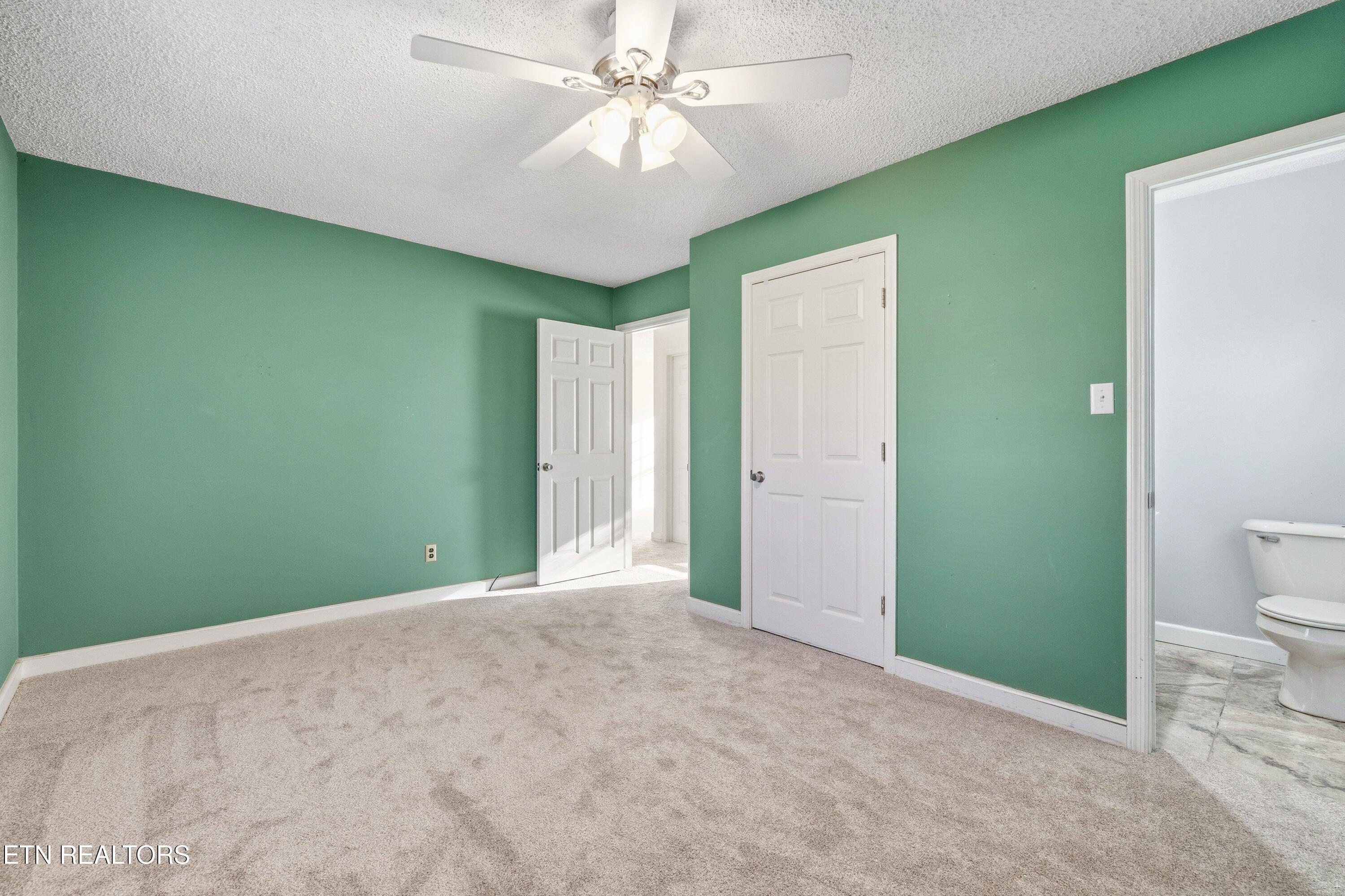 425 Holbrook Avenue Lenoir City TN 37771