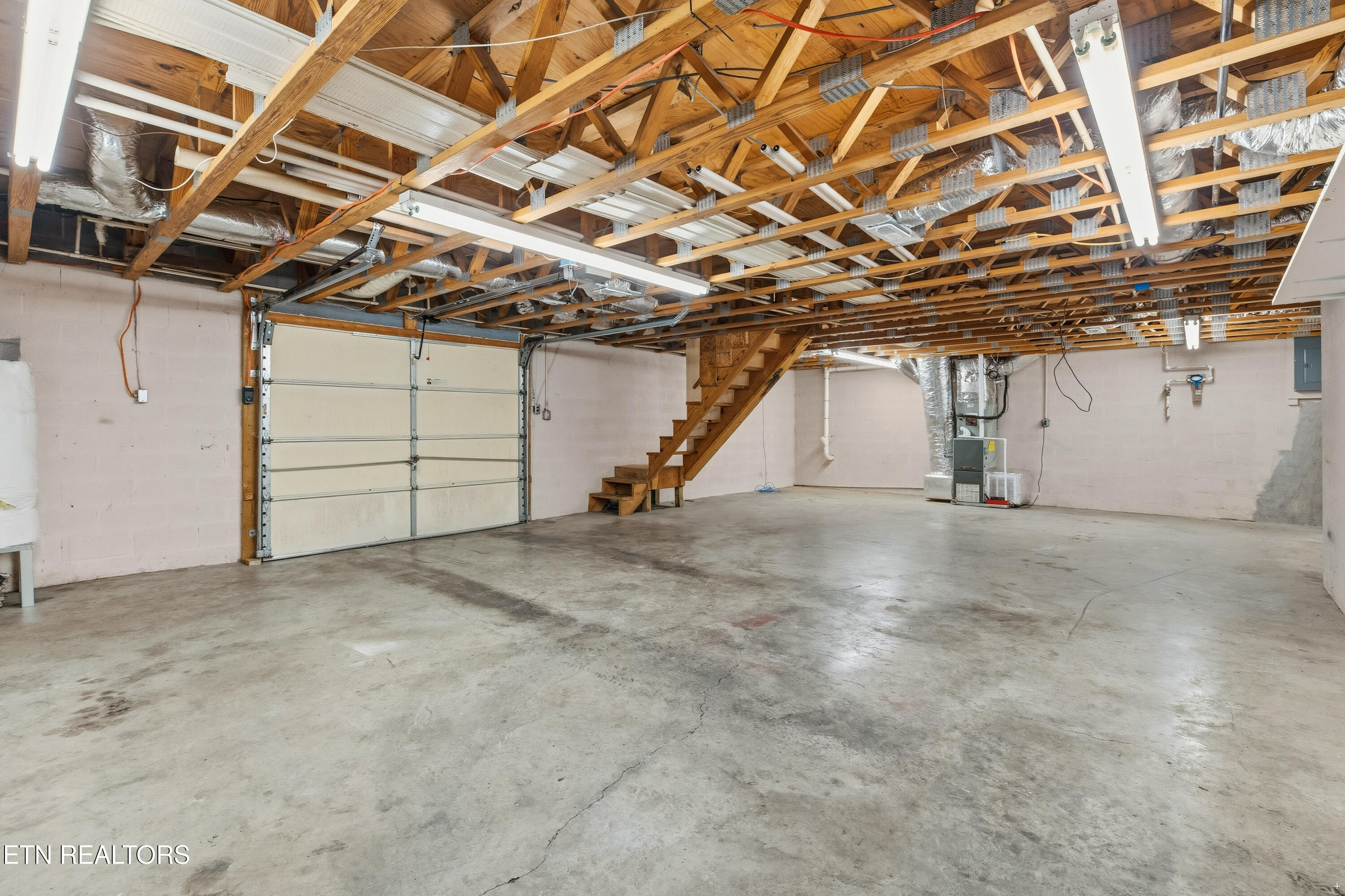 425 Holbrook Avenue Lenoir City TN 37771