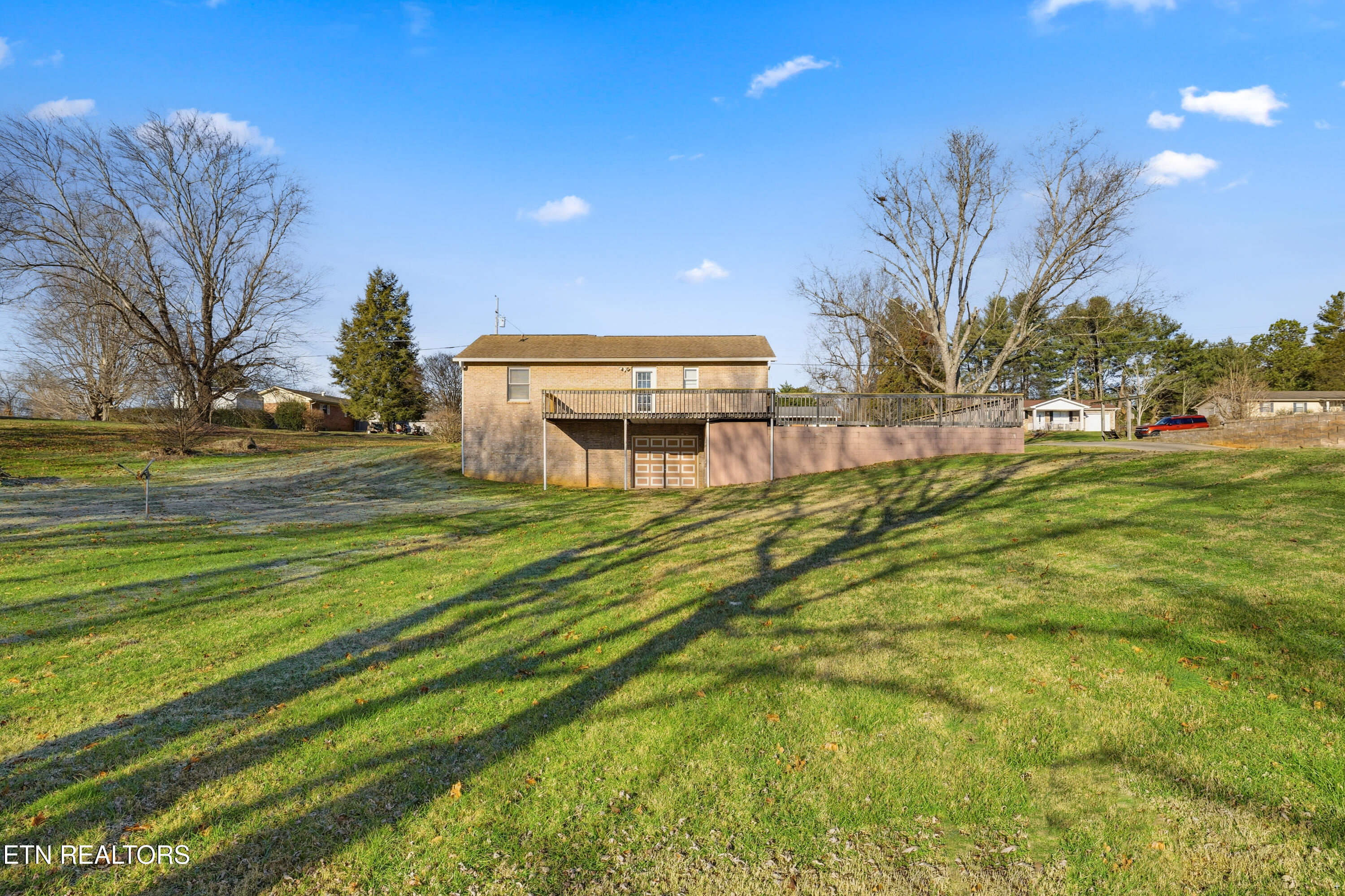 425 Holbrook Avenue Lenoir City TN 37771