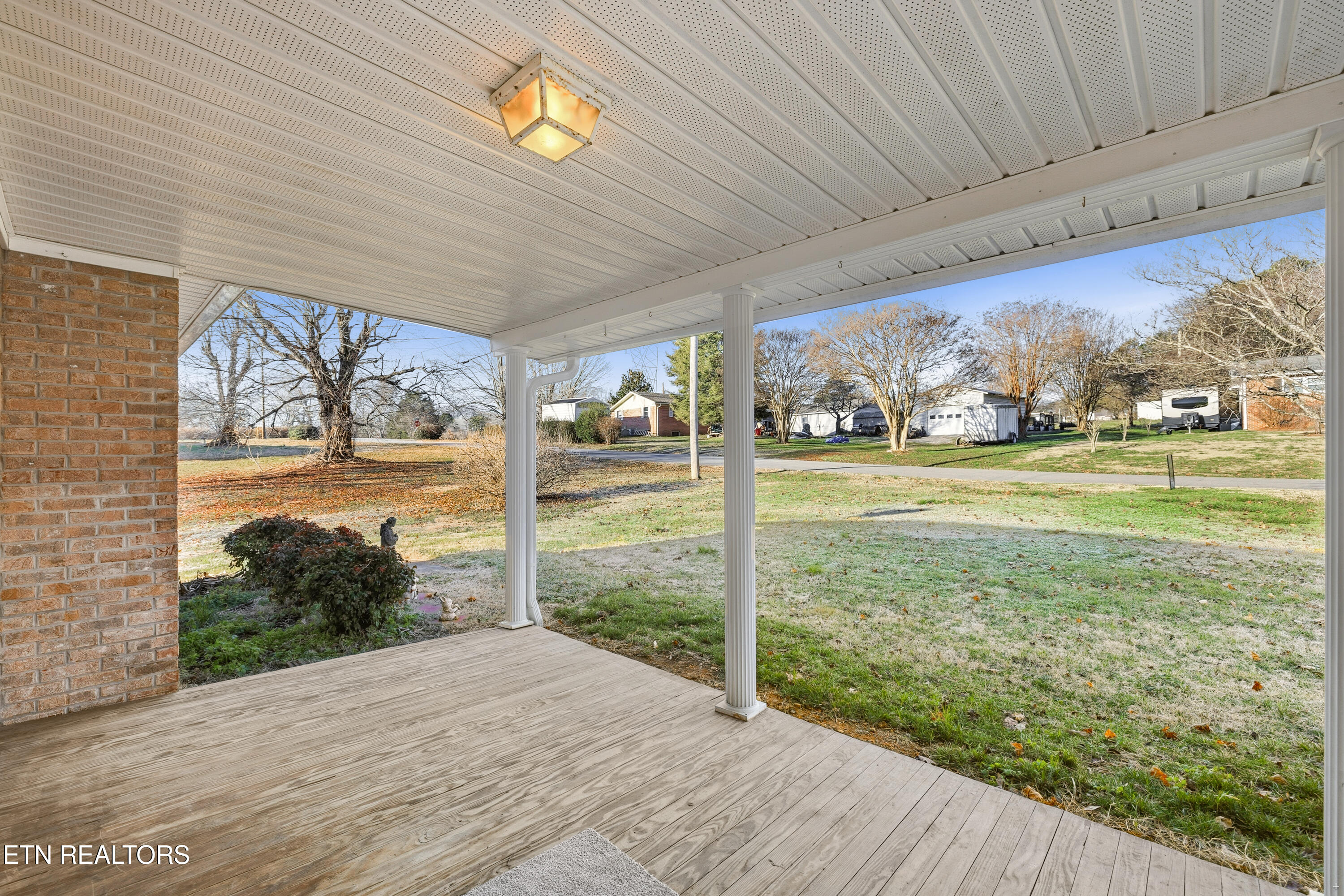 425 Holbrook Avenue Lenoir City TN 37771