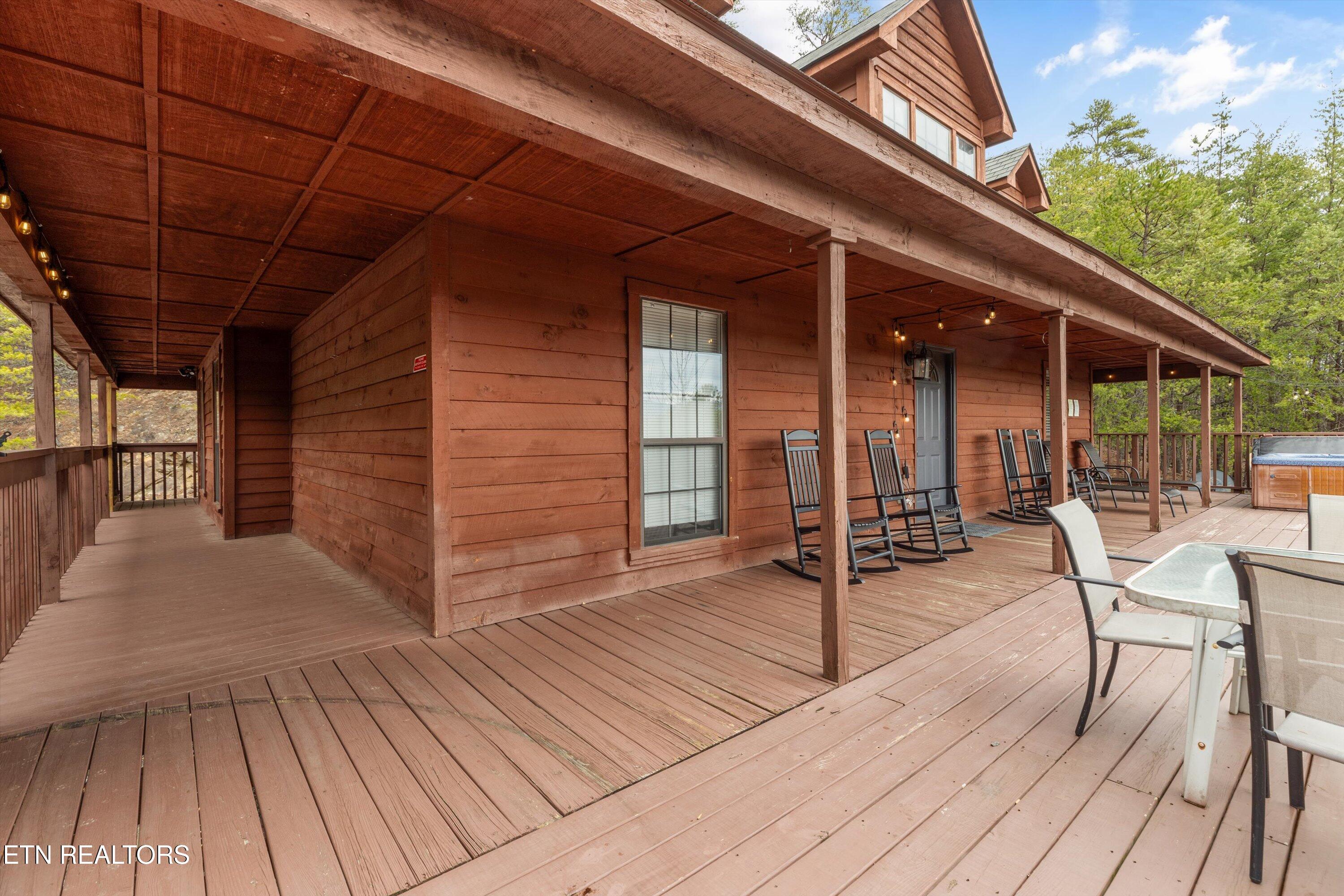 2059 Wicks Way Sevierville TN 37876