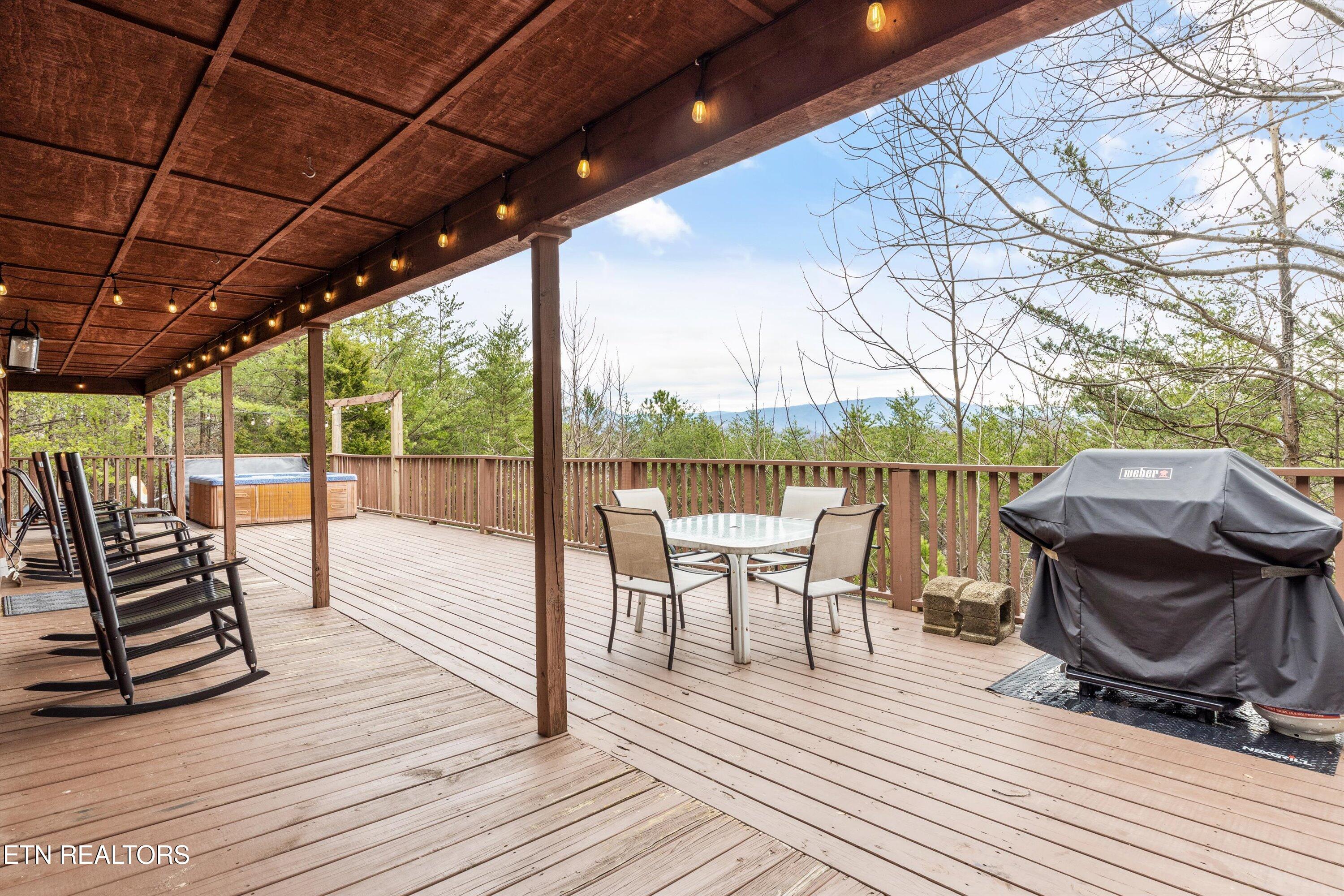 2059 Wicks Way Sevierville TN 37876
