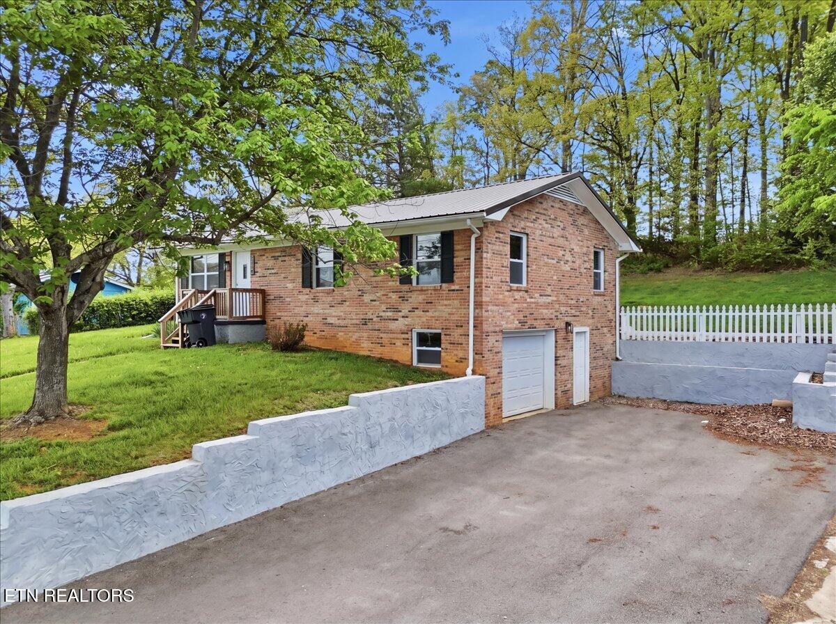 1698 Elgin Drive Morristown TN 37814